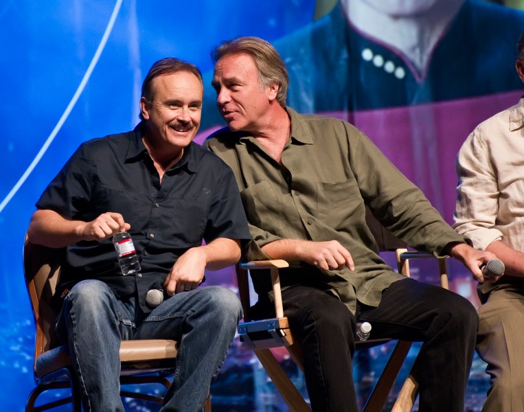 Jeffrey Combs Casey Biggs Star Trek Convention Las Vegas 20110812 2