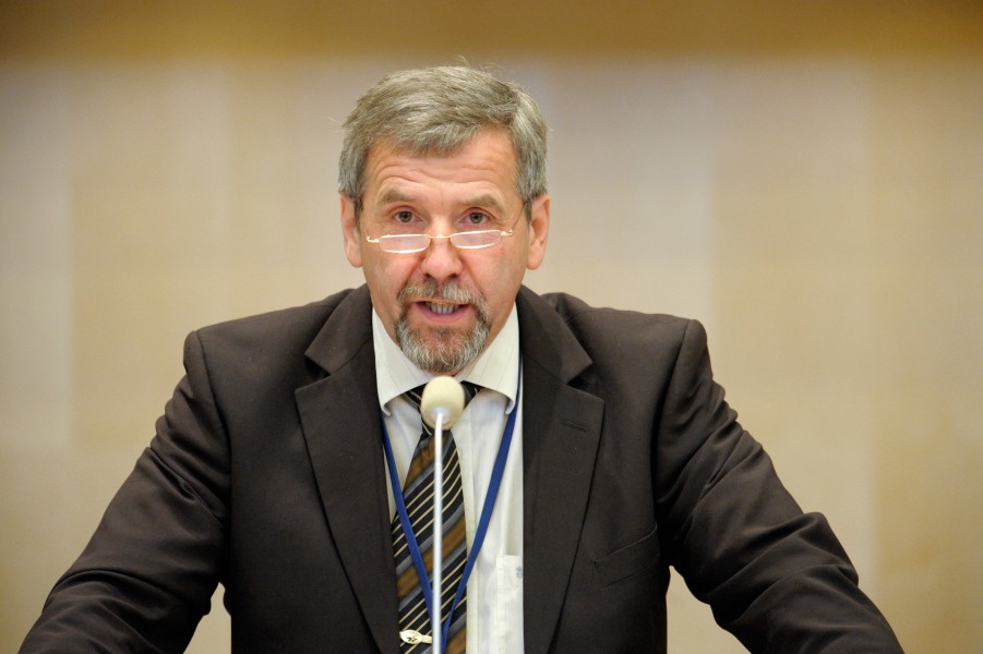 Kari P. Hoejgaard, viceordforande i vastnordiskaradet. Sessionen i Stockholm 2009