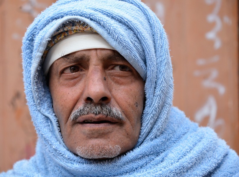 Man in Sanaá, Yemen (16453909666)