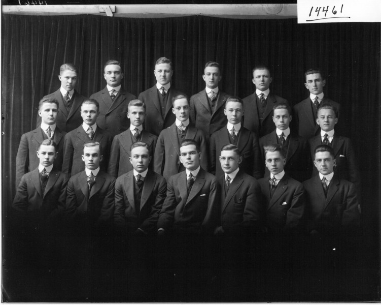 Miami University Beta Theta Pi chapter 1915 (3191528092)