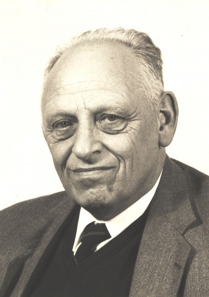 Prof Tels portret ca 1990 (2)