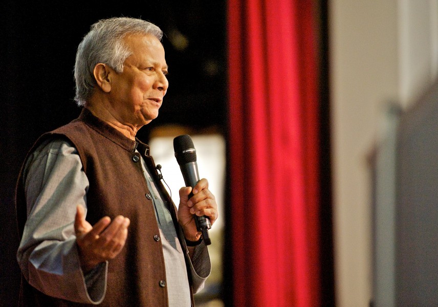 Professor Muhammad Yunus- Building Social Business Summit (8757173643)