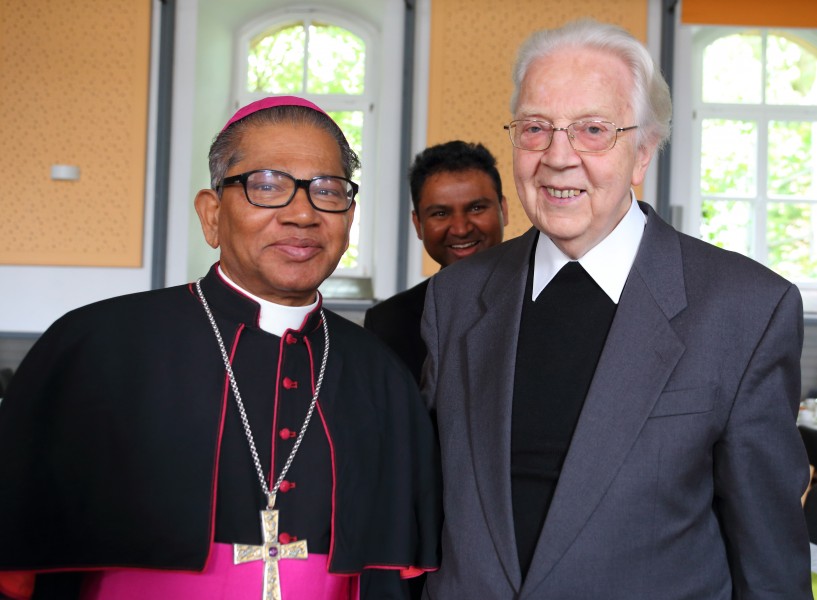 Recke Werner Heukamp 85 Geburtstag Empfang Thumma Bala Gnana Prakasham Chinnabathini 01
