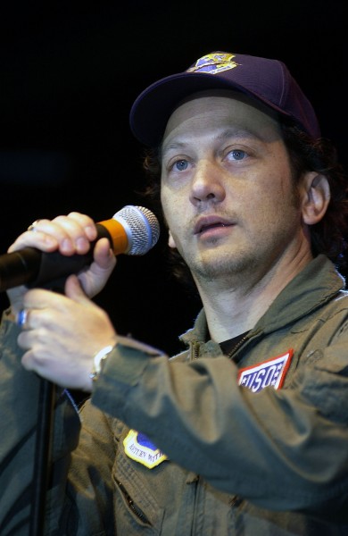 Rob Schneider, USO tour, Nov 16 2001