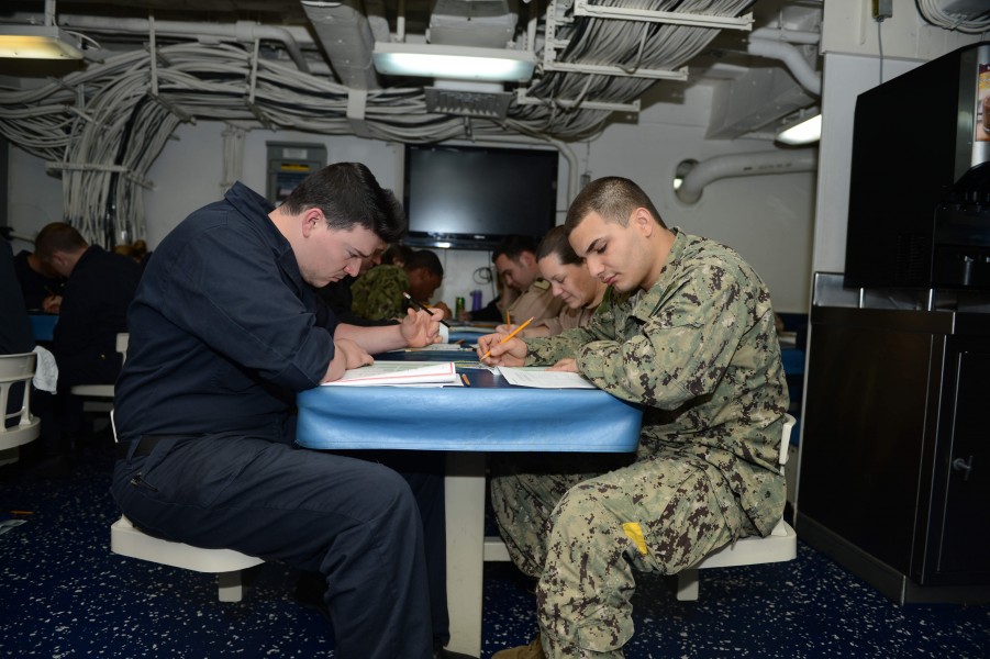 USS MESA VERDE (LPD 19) 140314-N-BD629-005 (13305523713)