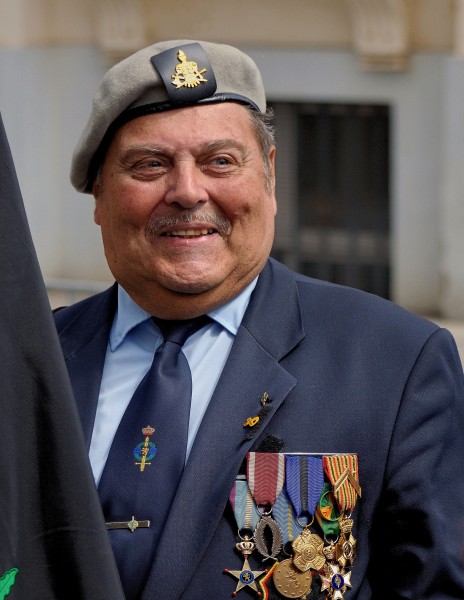 Veteran standard-bearer at Belgian National Day. Brussels, 2012