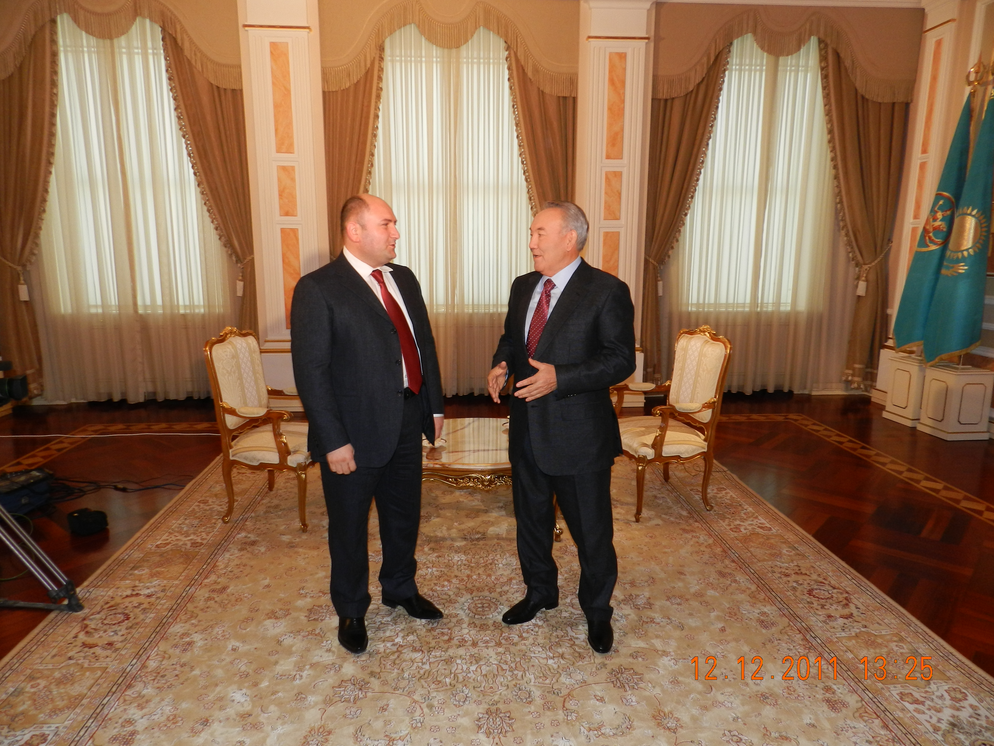 Qazaxstan Prezidenti Nursultan Nazarbayevlə müsahibədən sonra