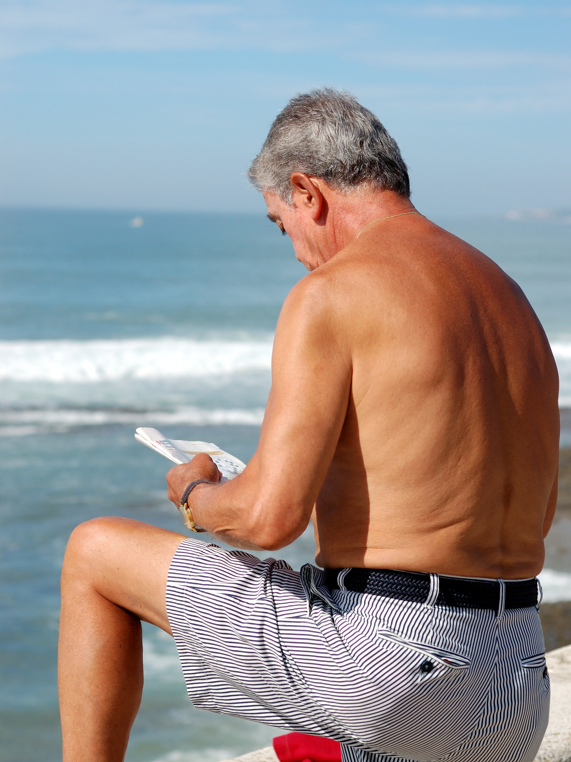 Reading the sunday paper (266248794)