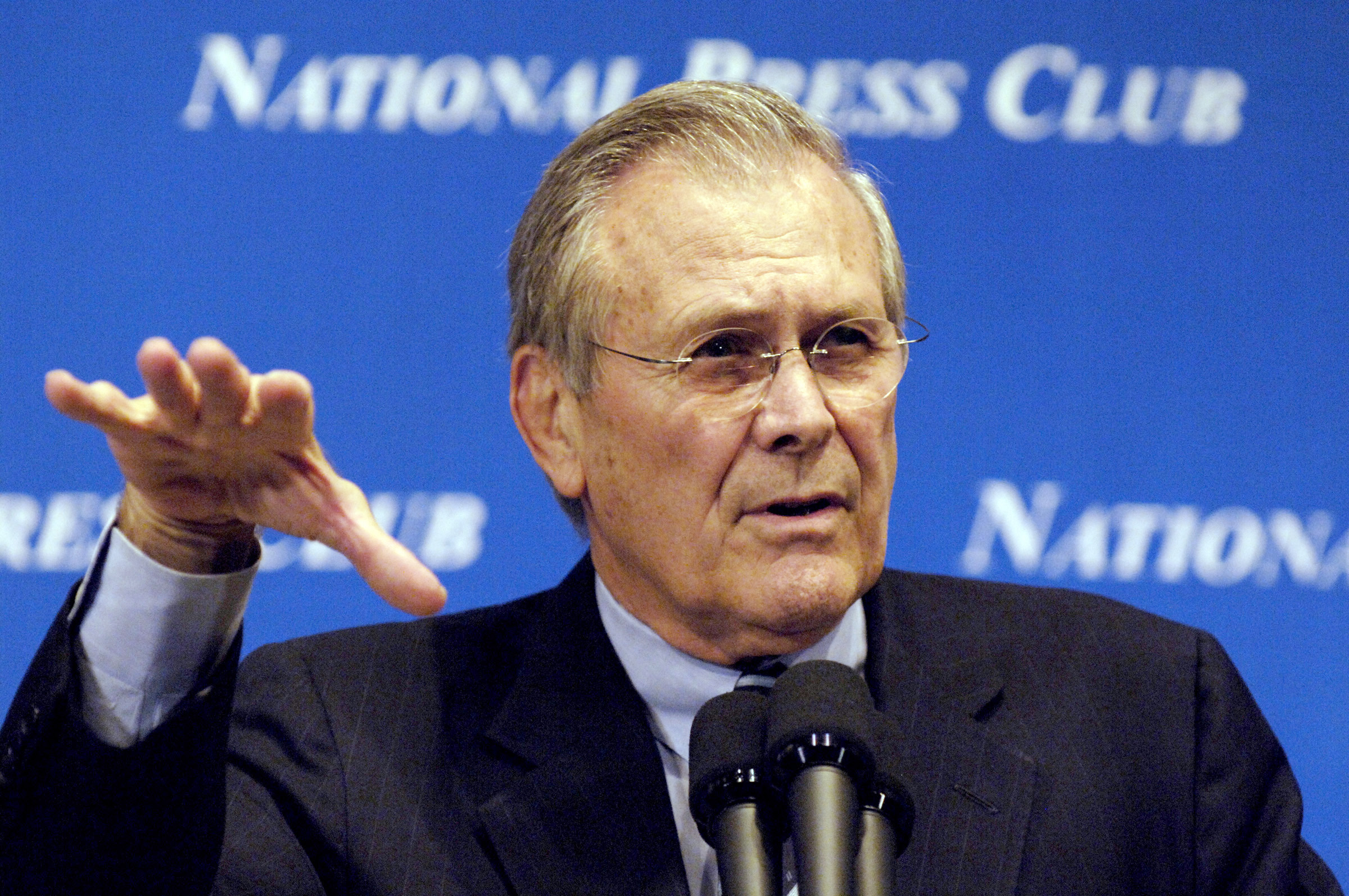 Rumsfeld060202-N-0696M-192