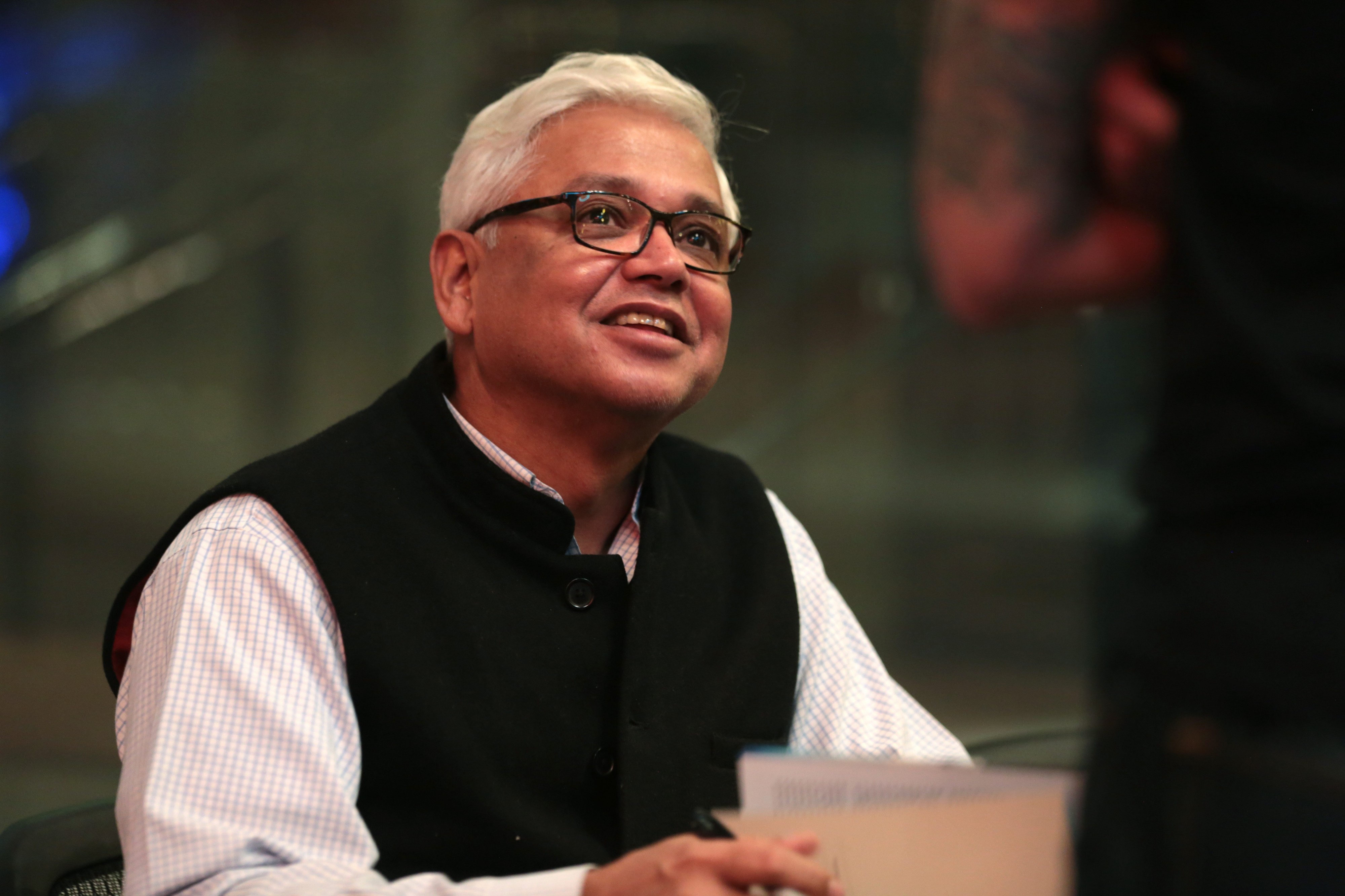 Amitav Ghosh (33200056540)