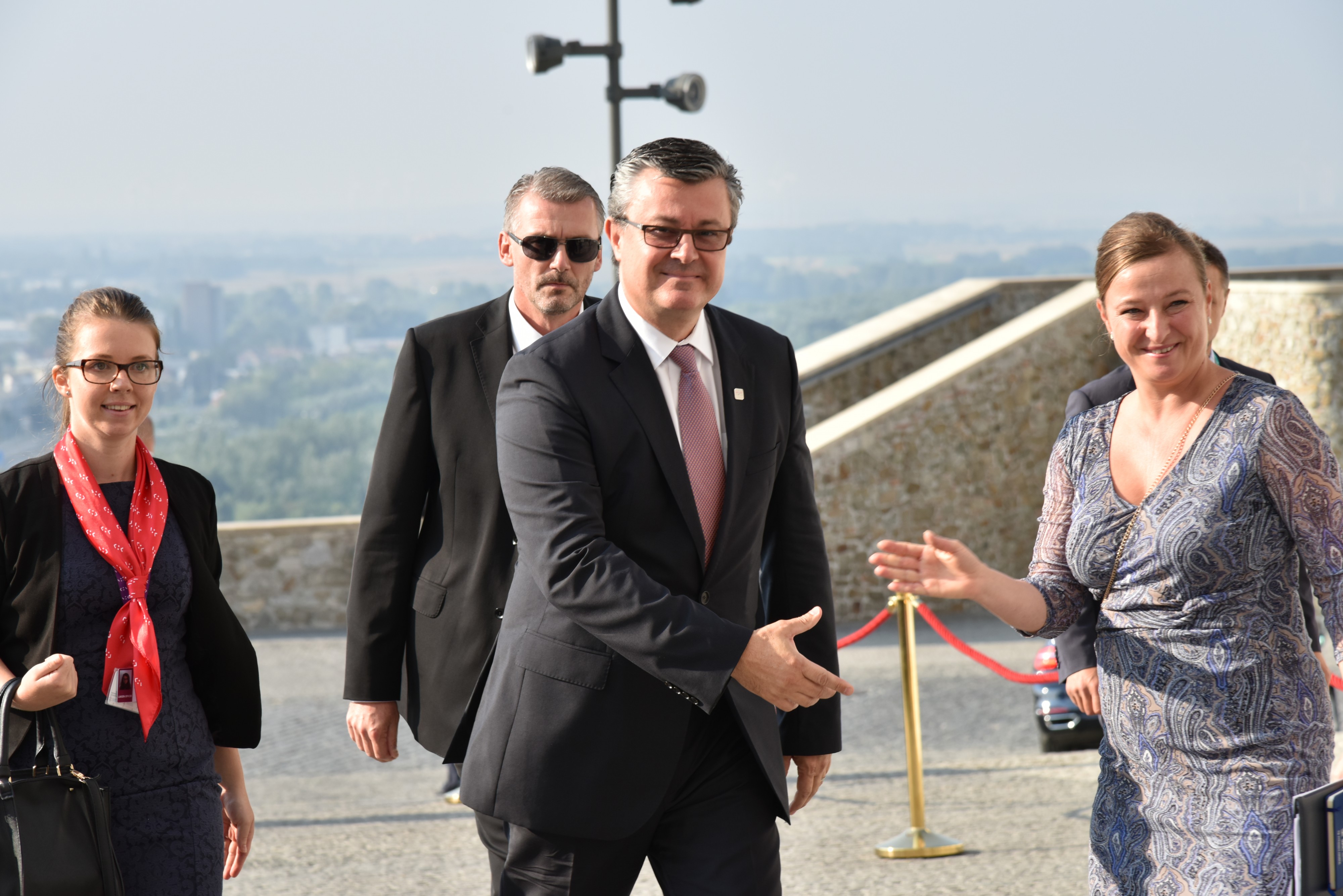 DOORSTEP BRATISLAVA SUMMIT 16 SEPTEMBER 2016 (29089744444)