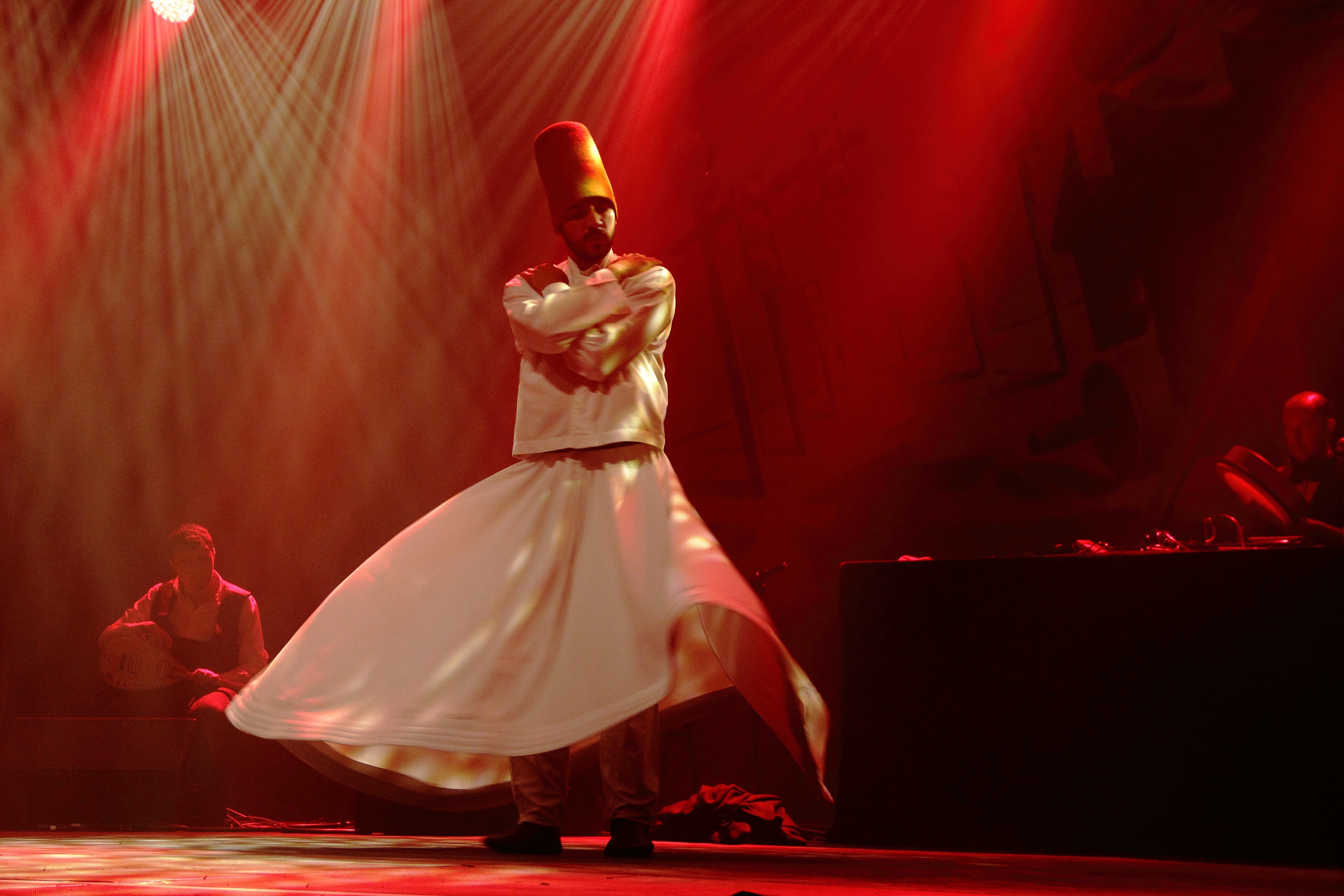 Mercan Dede Drehtanz TFF 2014 (1)