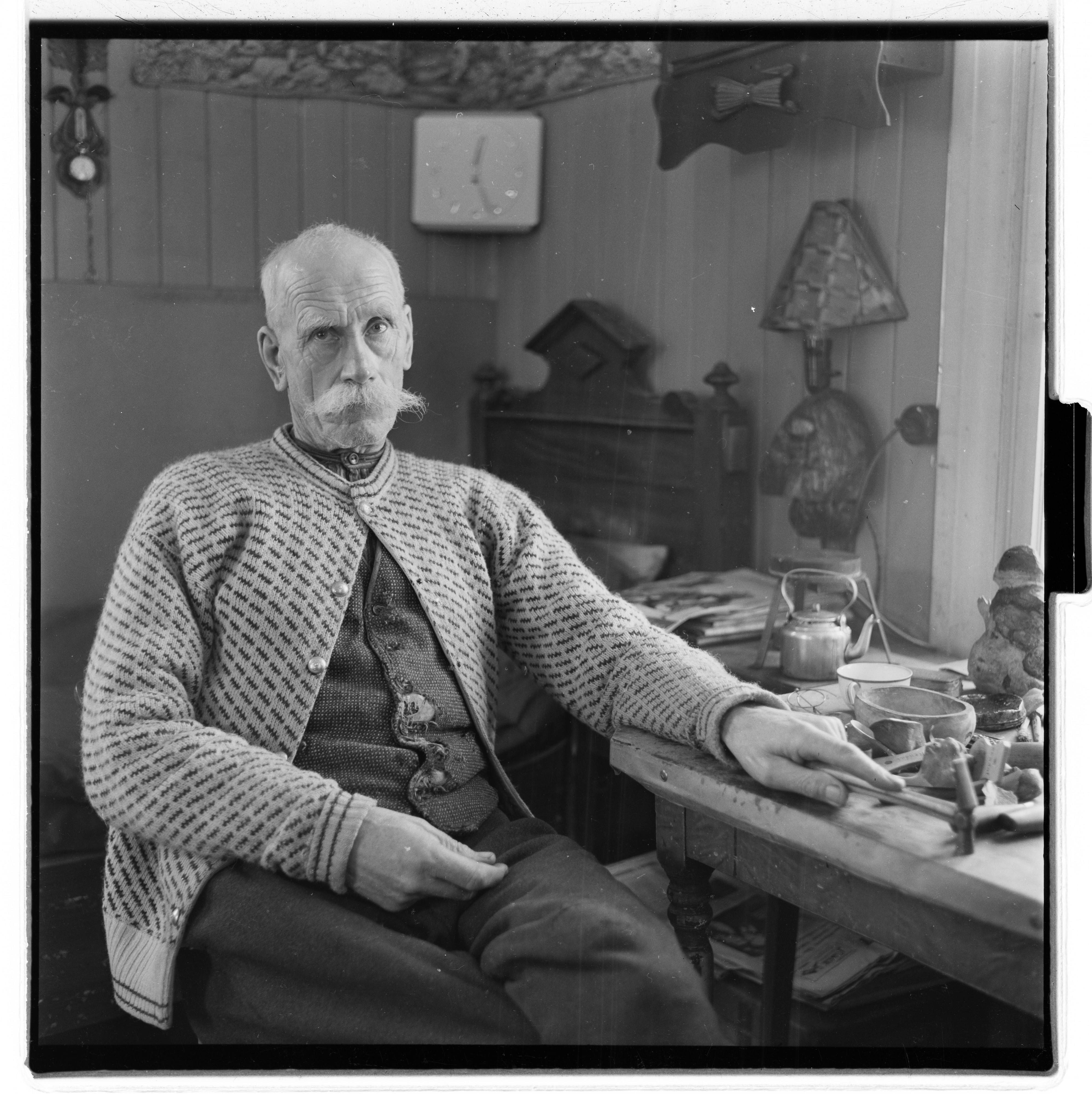 P. Gundersen, treskjærer - Fo30141603220032