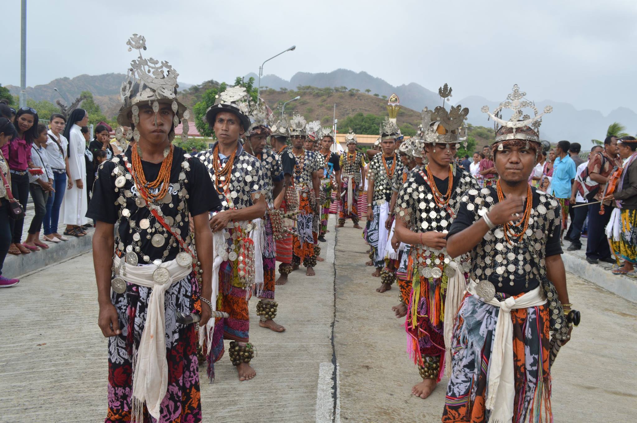 Traditional clothing in Oecusse (men)