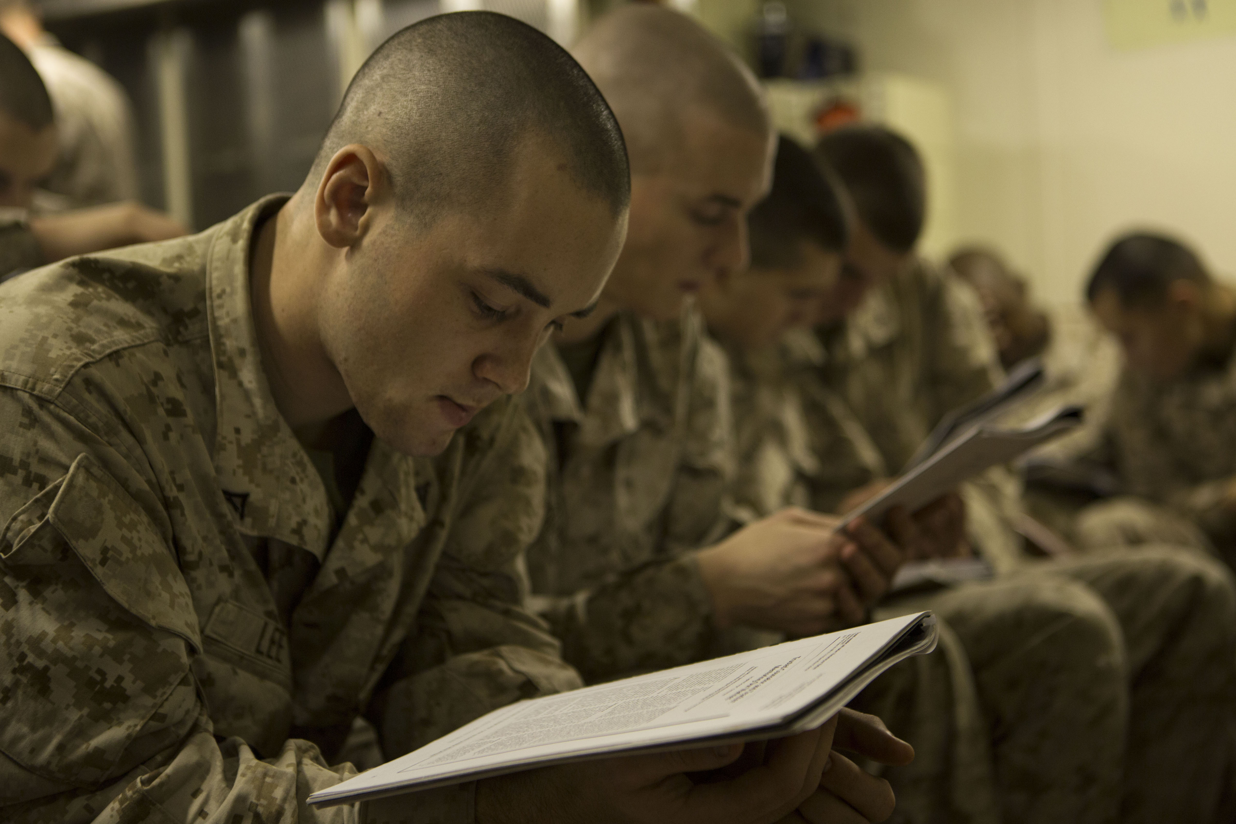 USS Fort McHenry (LSD 43) 150114-M-AR522-073 (16315197065)