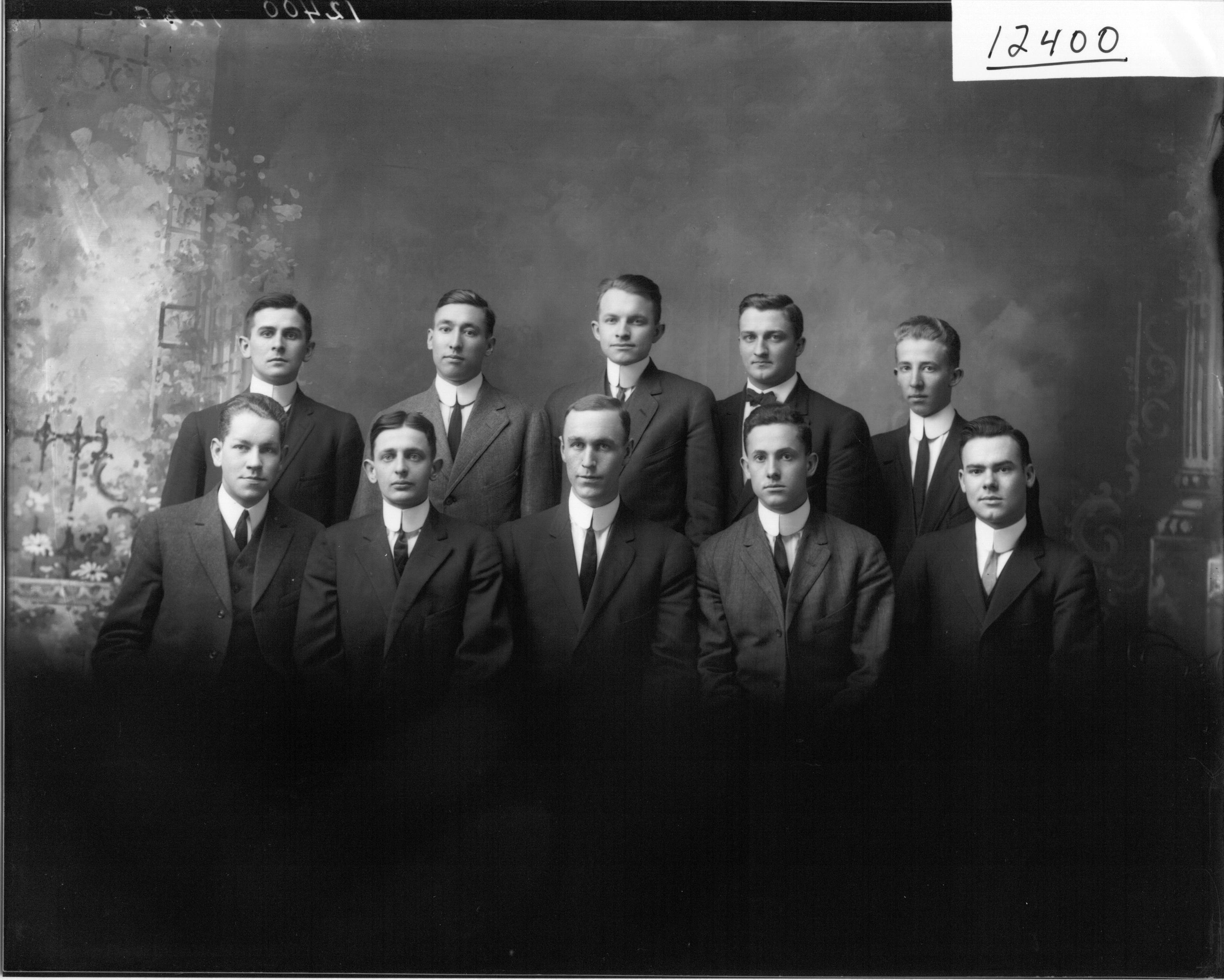 YMCA Cabinet 1913 (3191742816)