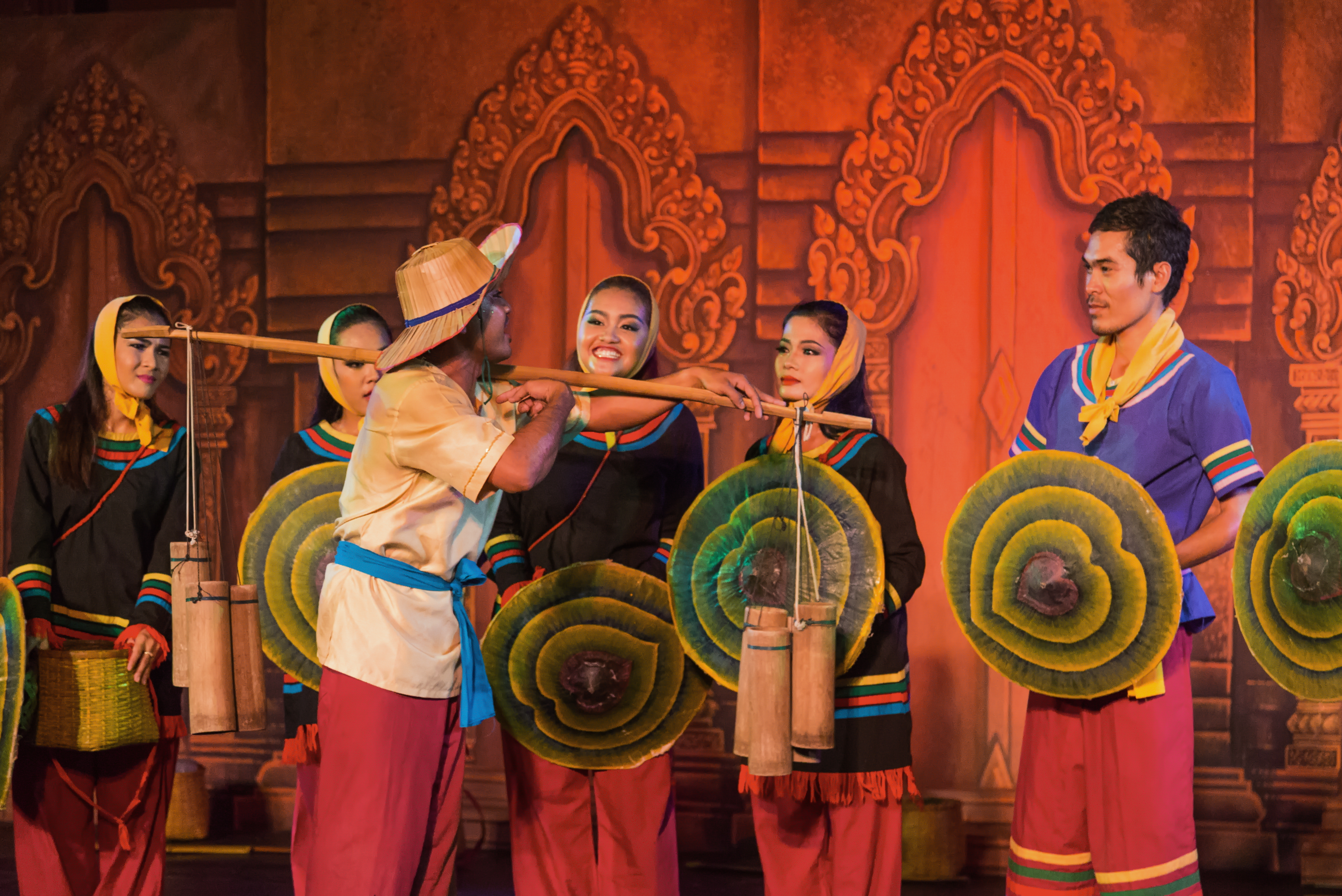 2016 Phnom Penh, Tradycyjny Kambodżański Pokaz Tańca (202)