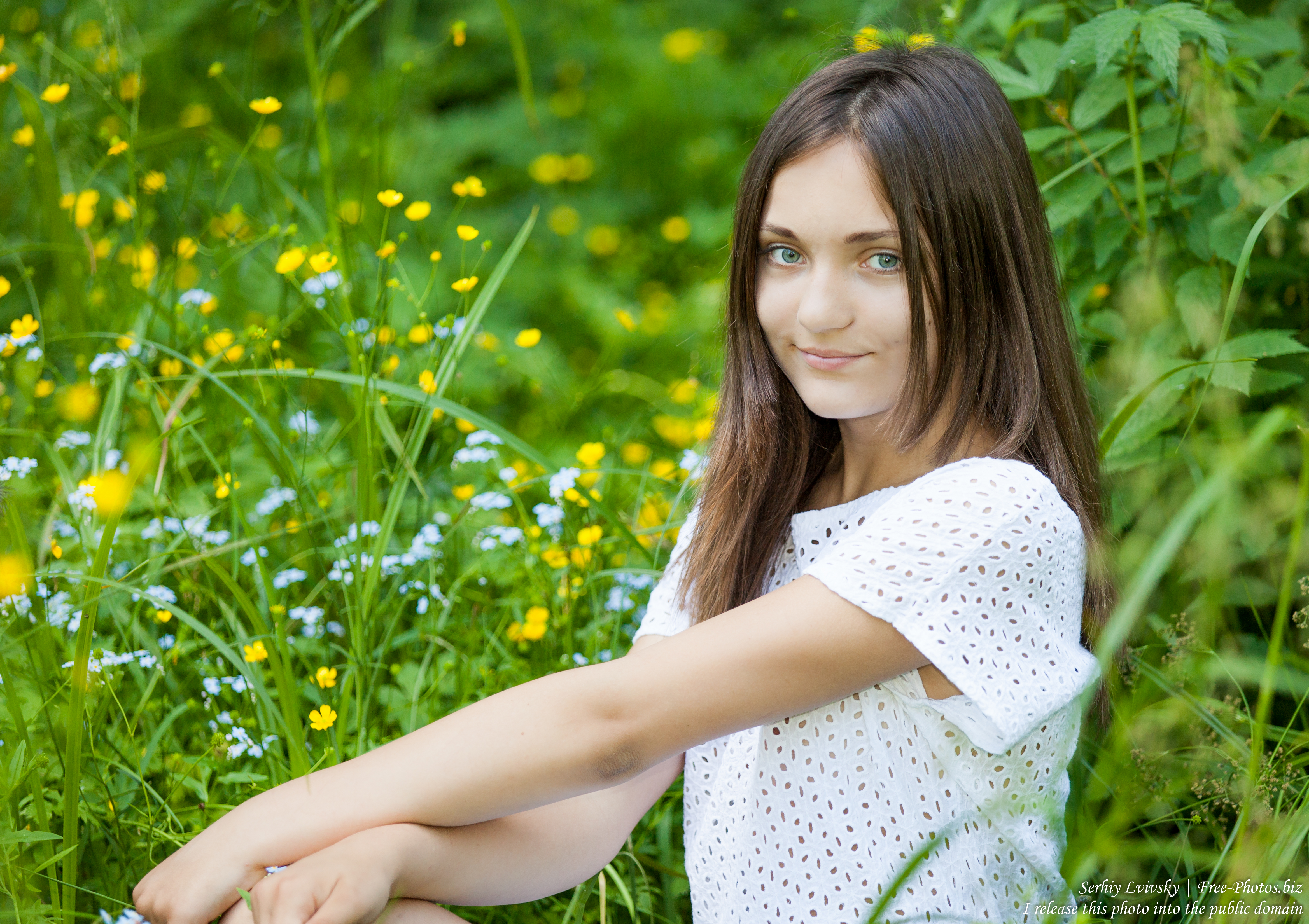 a brunette 14-year-old girl photographed in June 2015, picture 9