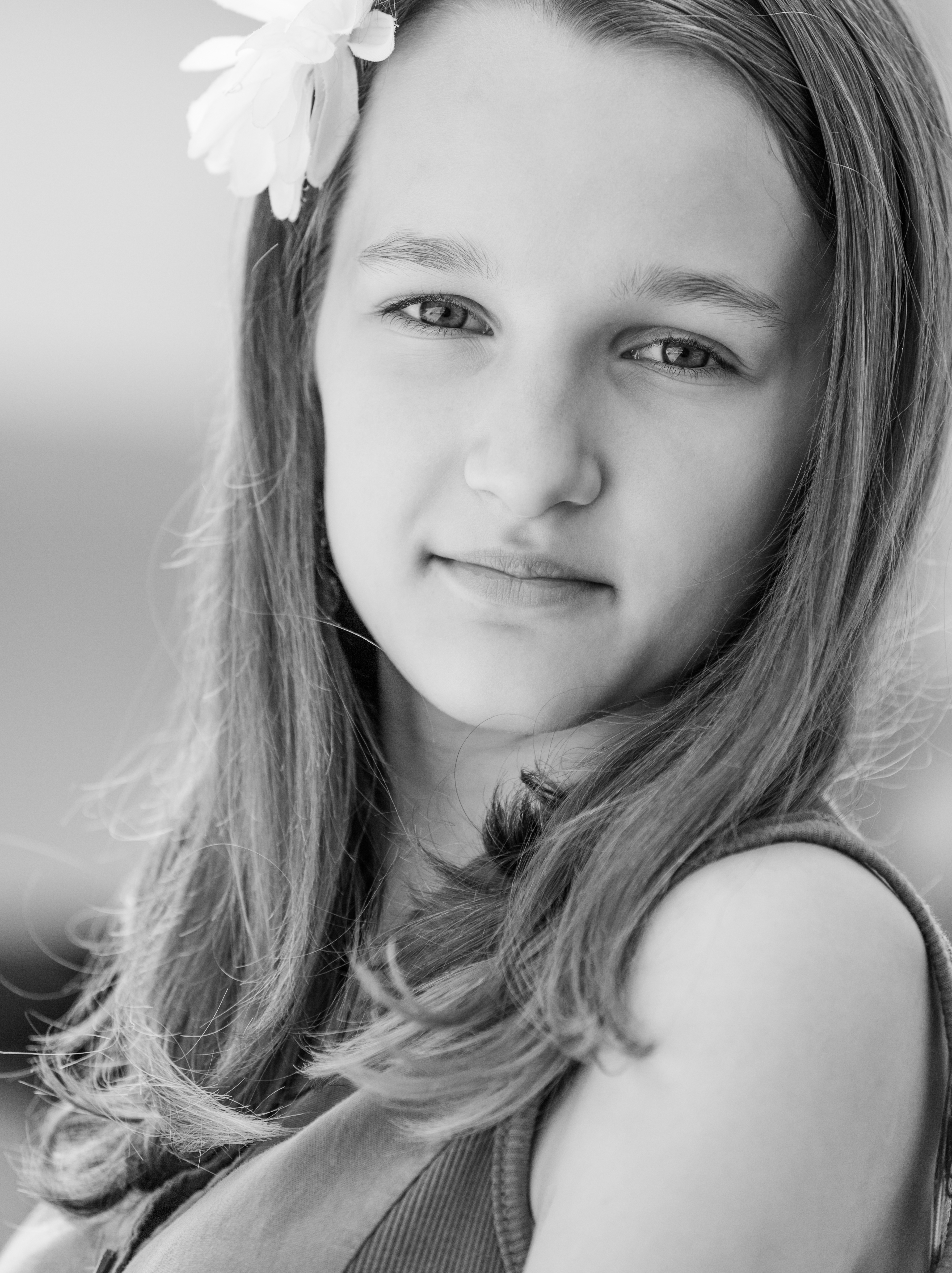a very photogenic 12-year-old Catholic girl photographed in June 2014, picture 4/4, black and white