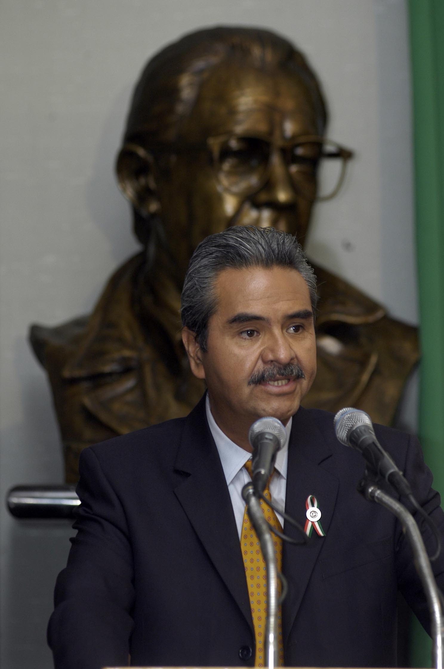 AGUSTIN GUERRERO, 23may07