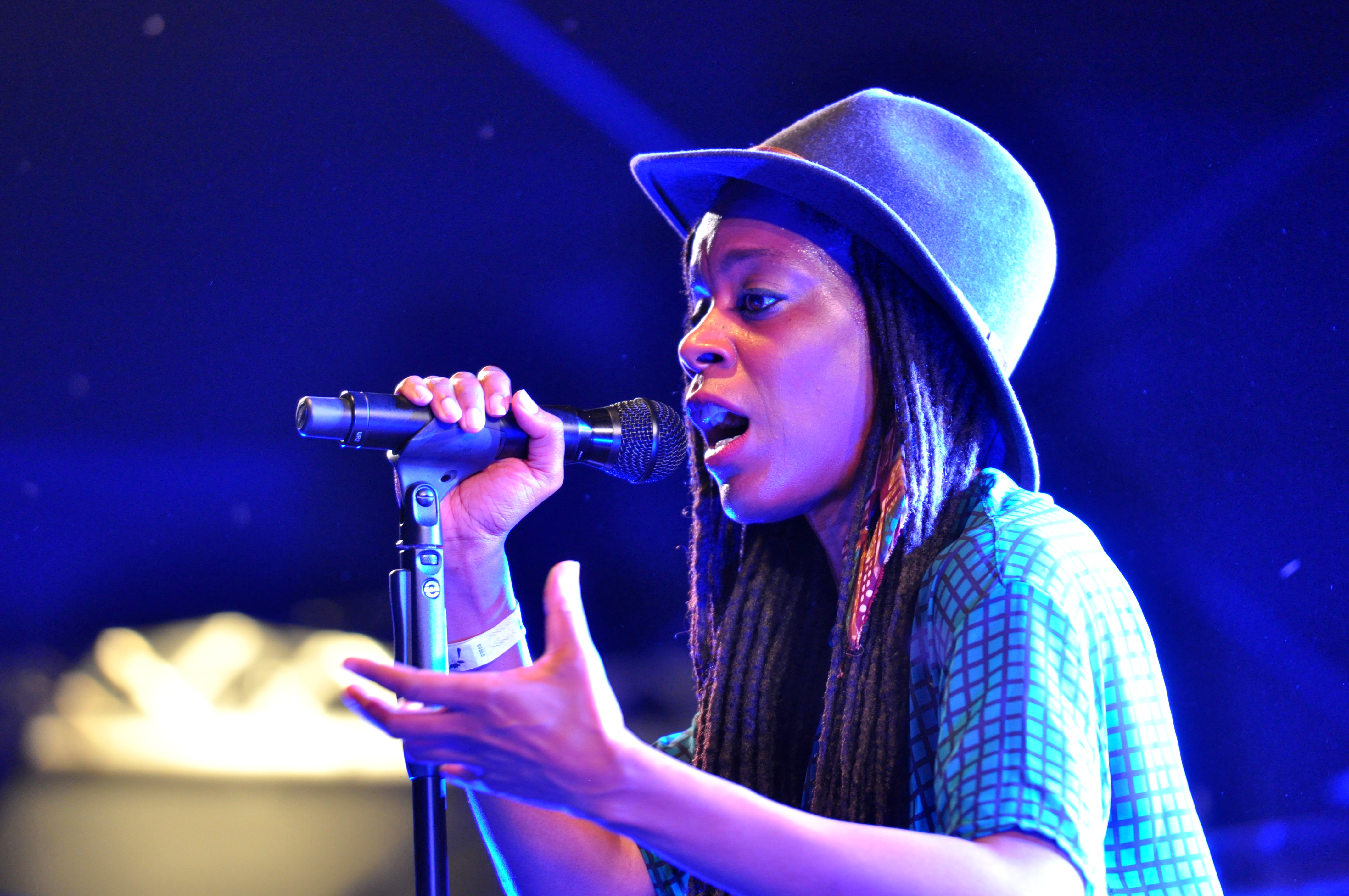 Akua Naru Horizonte 2015 2318