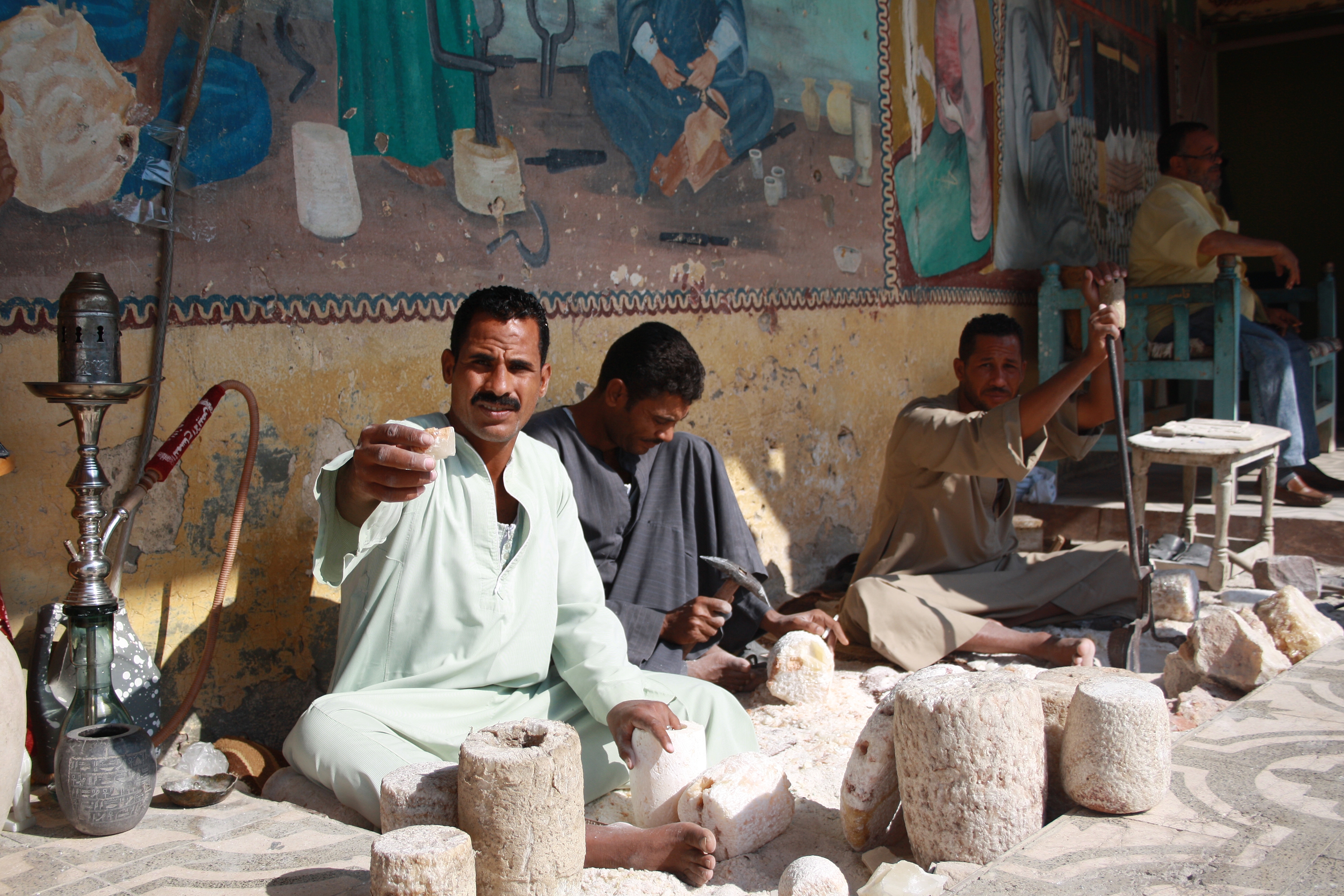 Alabasterfabrick in Luxor..0 54f80 69dbe7af orig