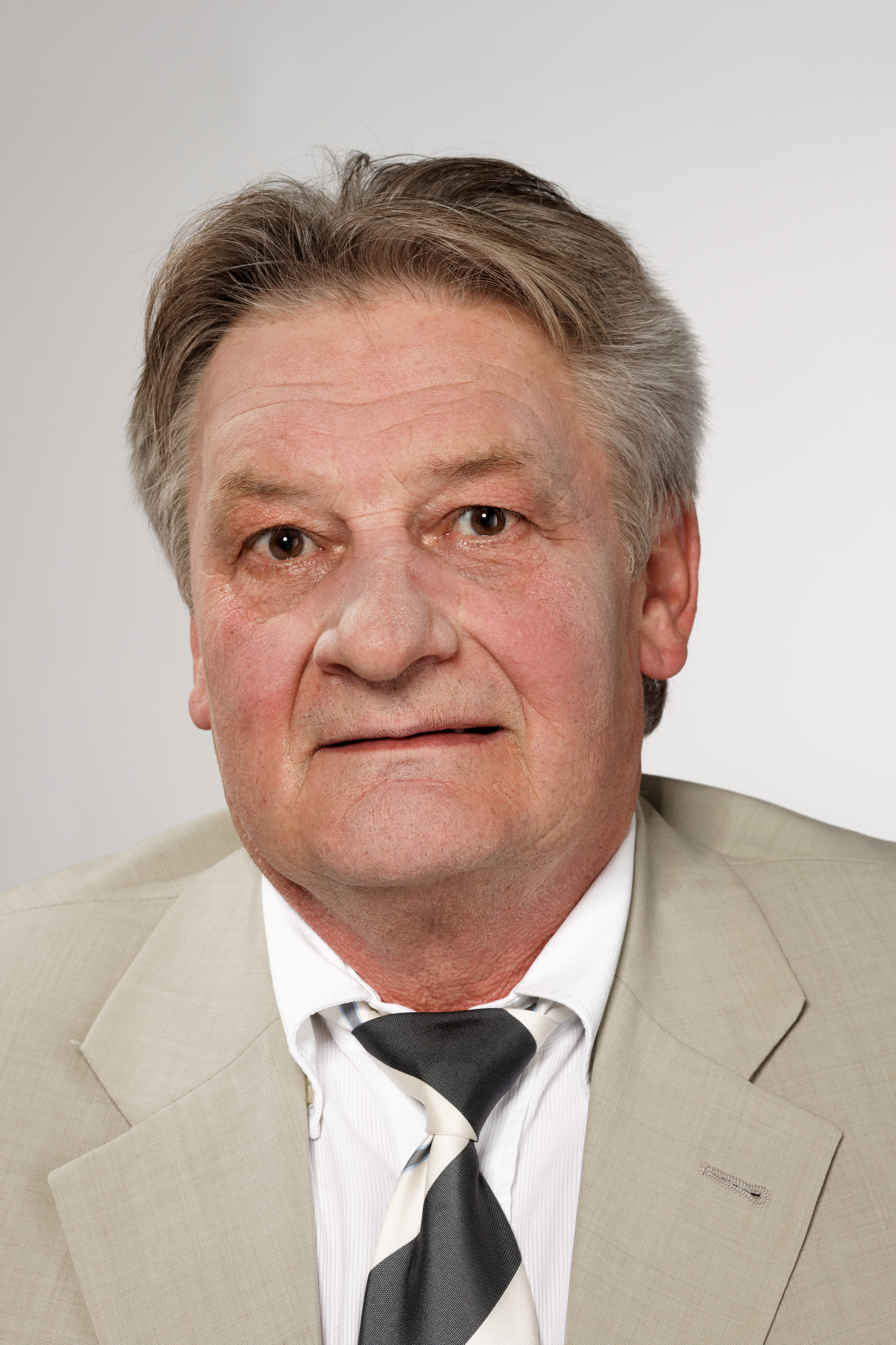 Bernd Schubert by Stepro IMG 2877 DxO