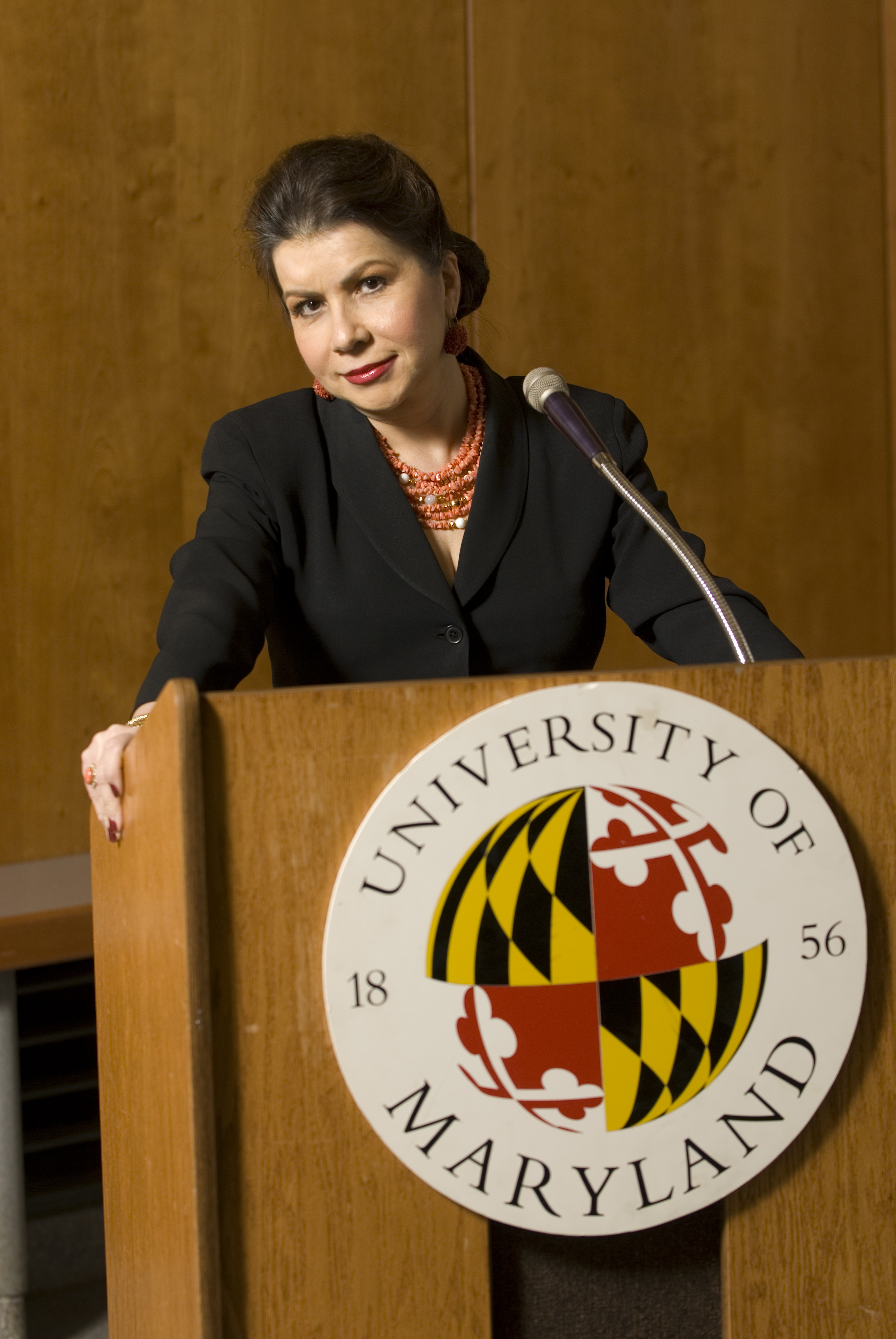Carmen reinhart 