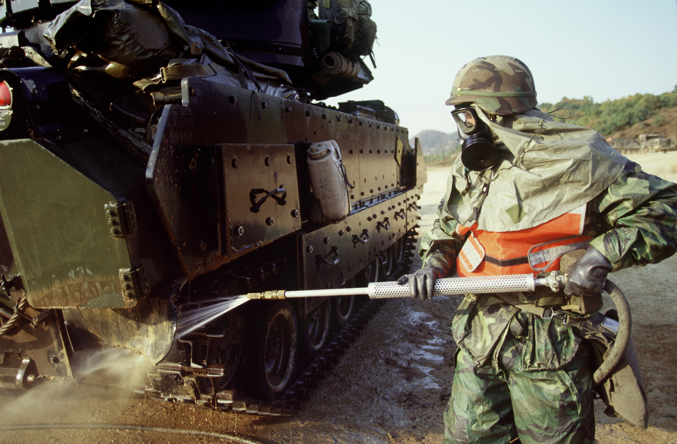 Defense.gov News Photo 981025-F-2171A-008