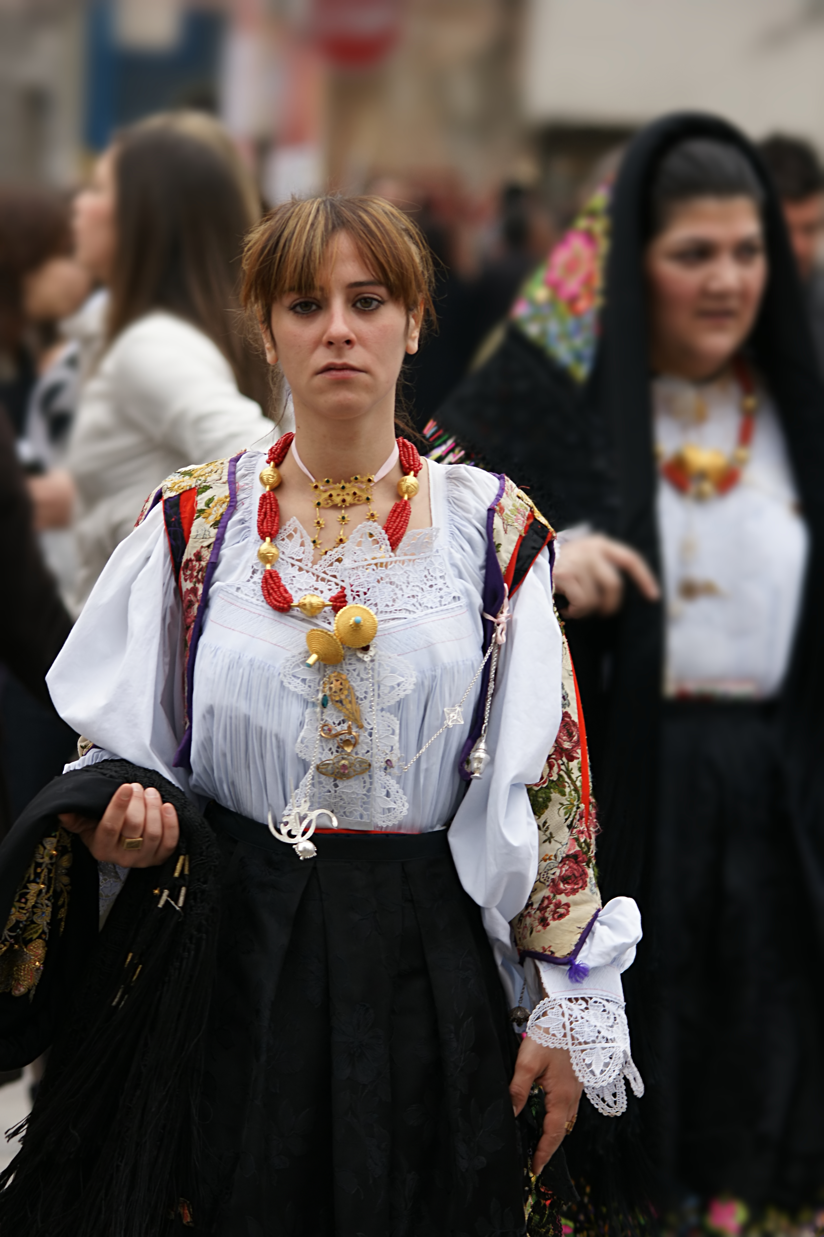 Folk Costume of Sardinia in Oliena 1