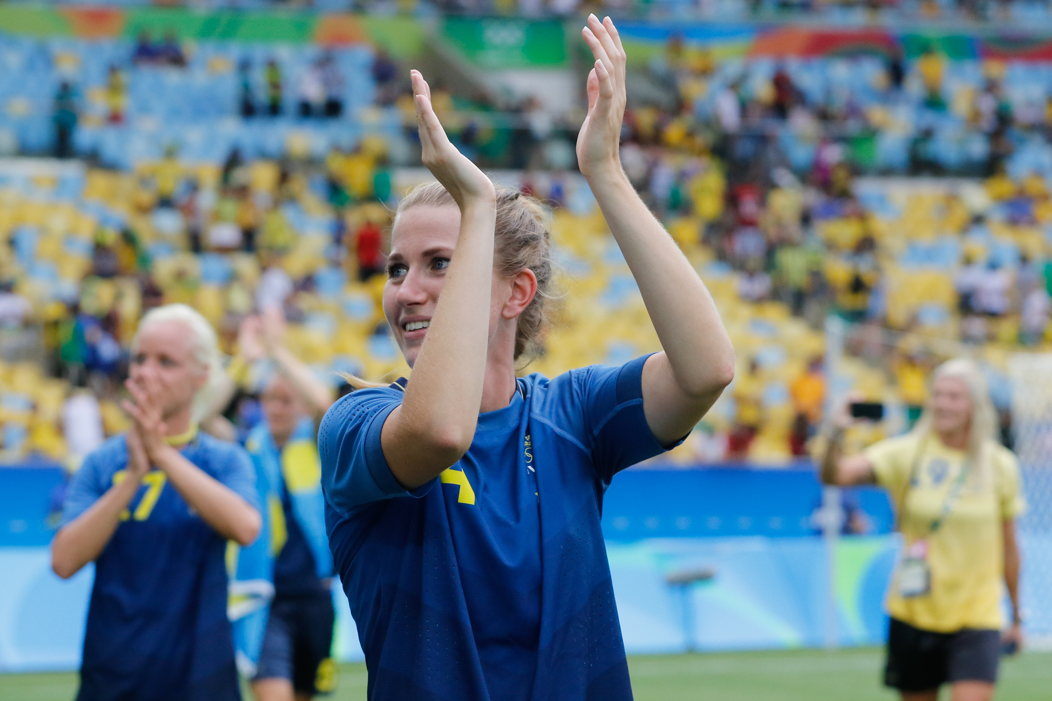 Futebol feminino olímpico- Brasil e Suécia no Maracanã (29033095875)