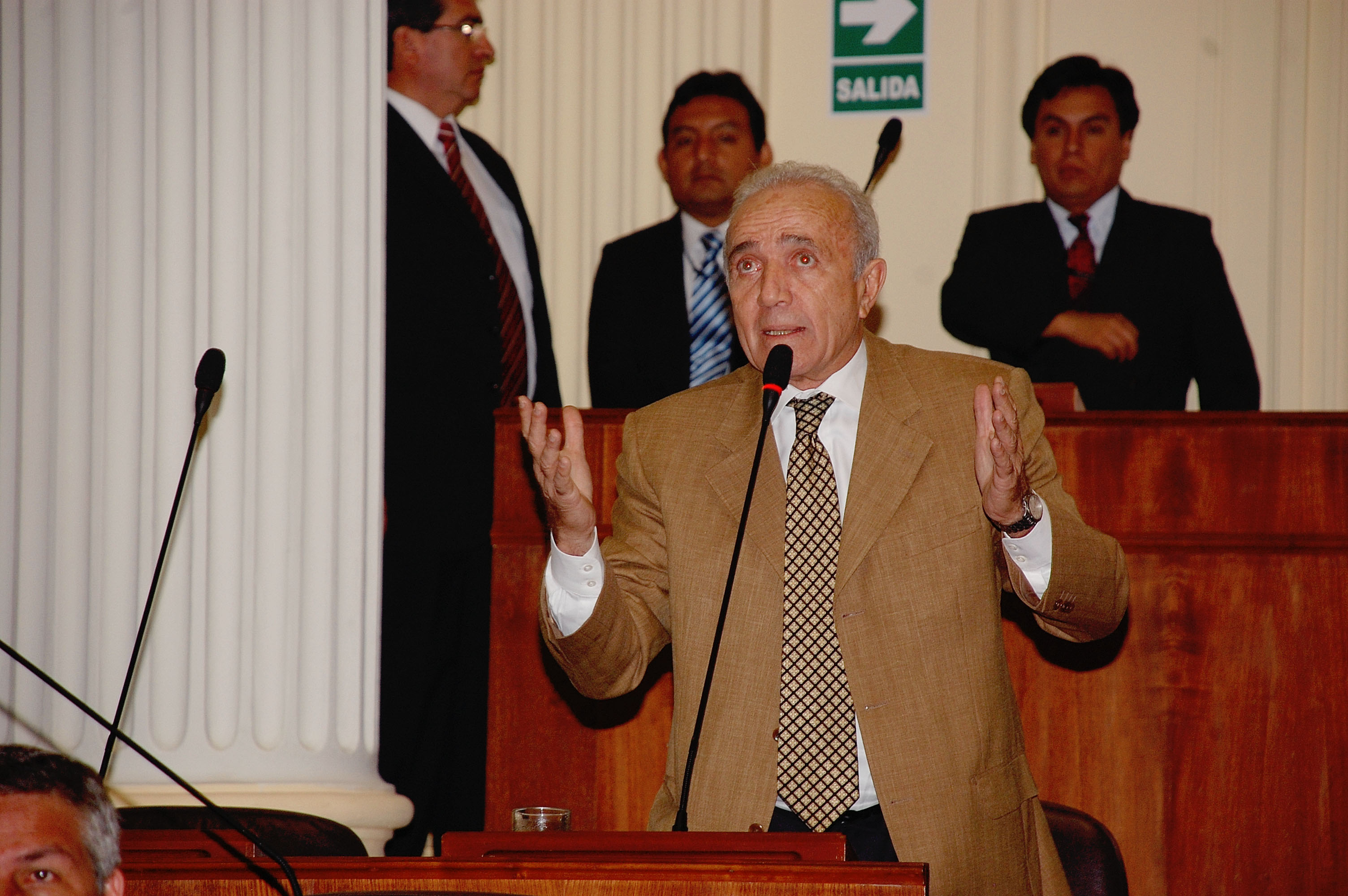 Guido Lombardi on a debate