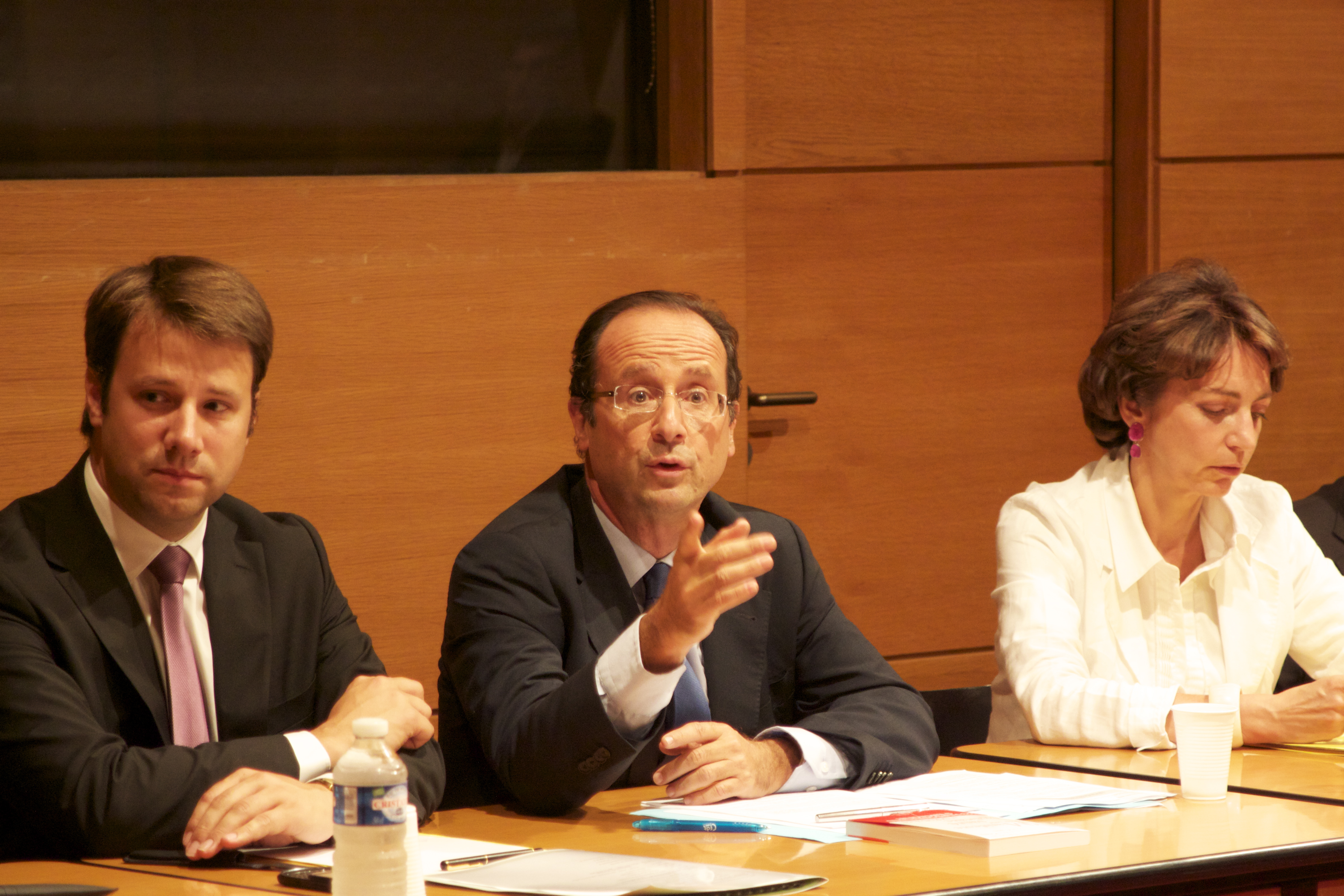 Hollande Touraine Chesnais-Girard 27 sept 11
