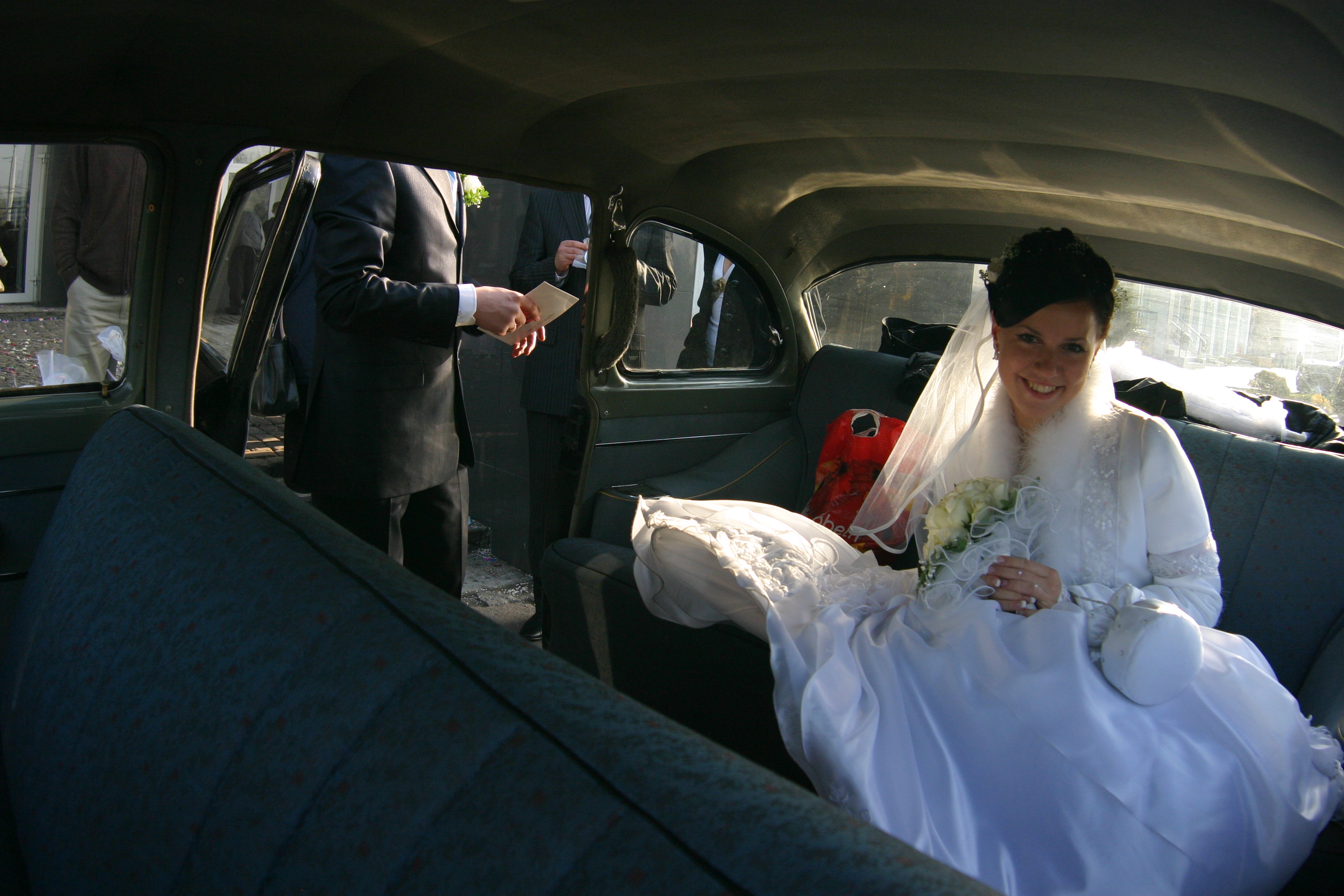 Interior of a GAZ-13 Chaika used as a wedding limo in Kalingrad, 2008 4
