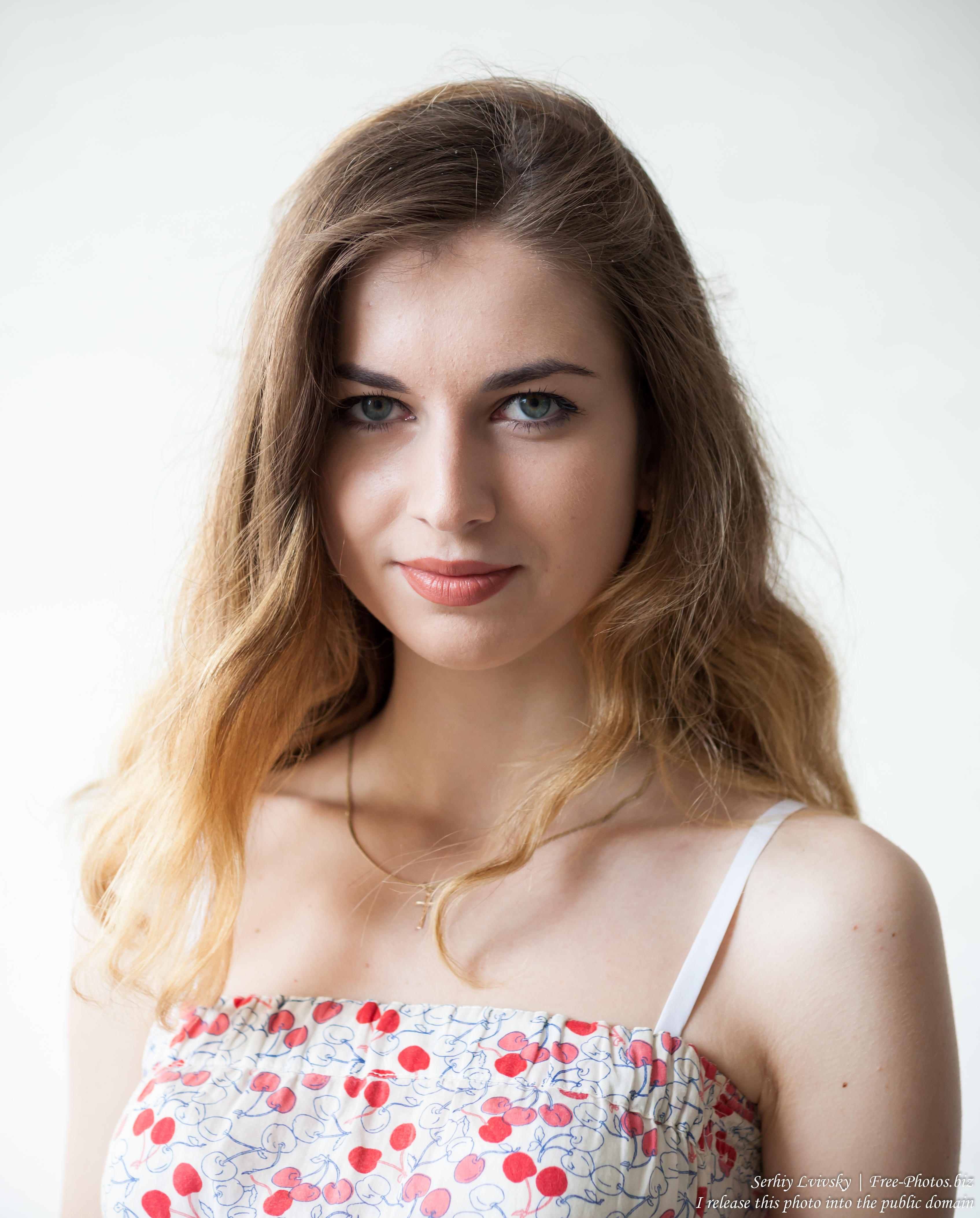 Julia - a 19-year-old girl photographed in May 2017 by Serhiy Lvivsky, picture 4