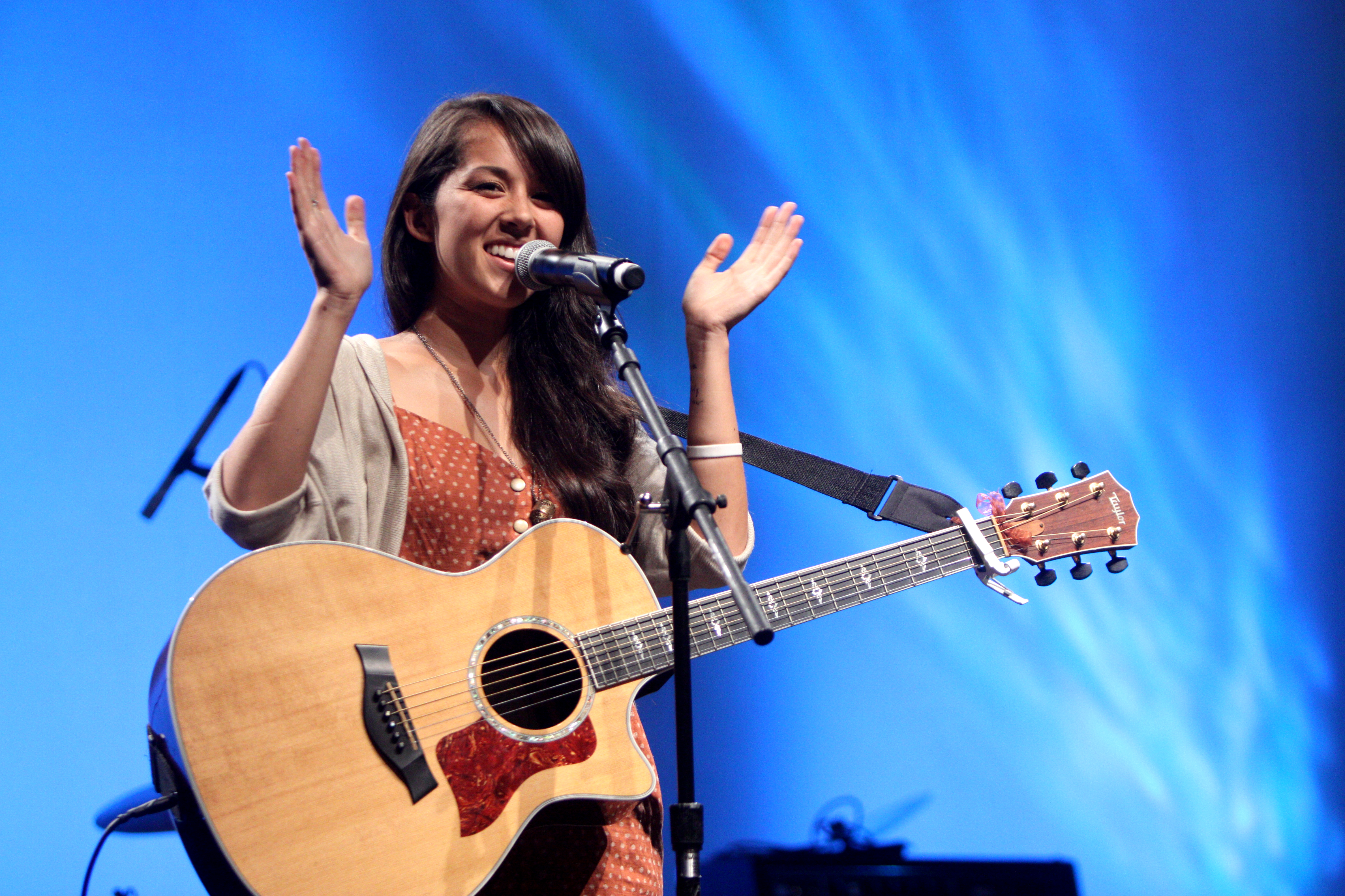 Kina Grannis (7485344252)