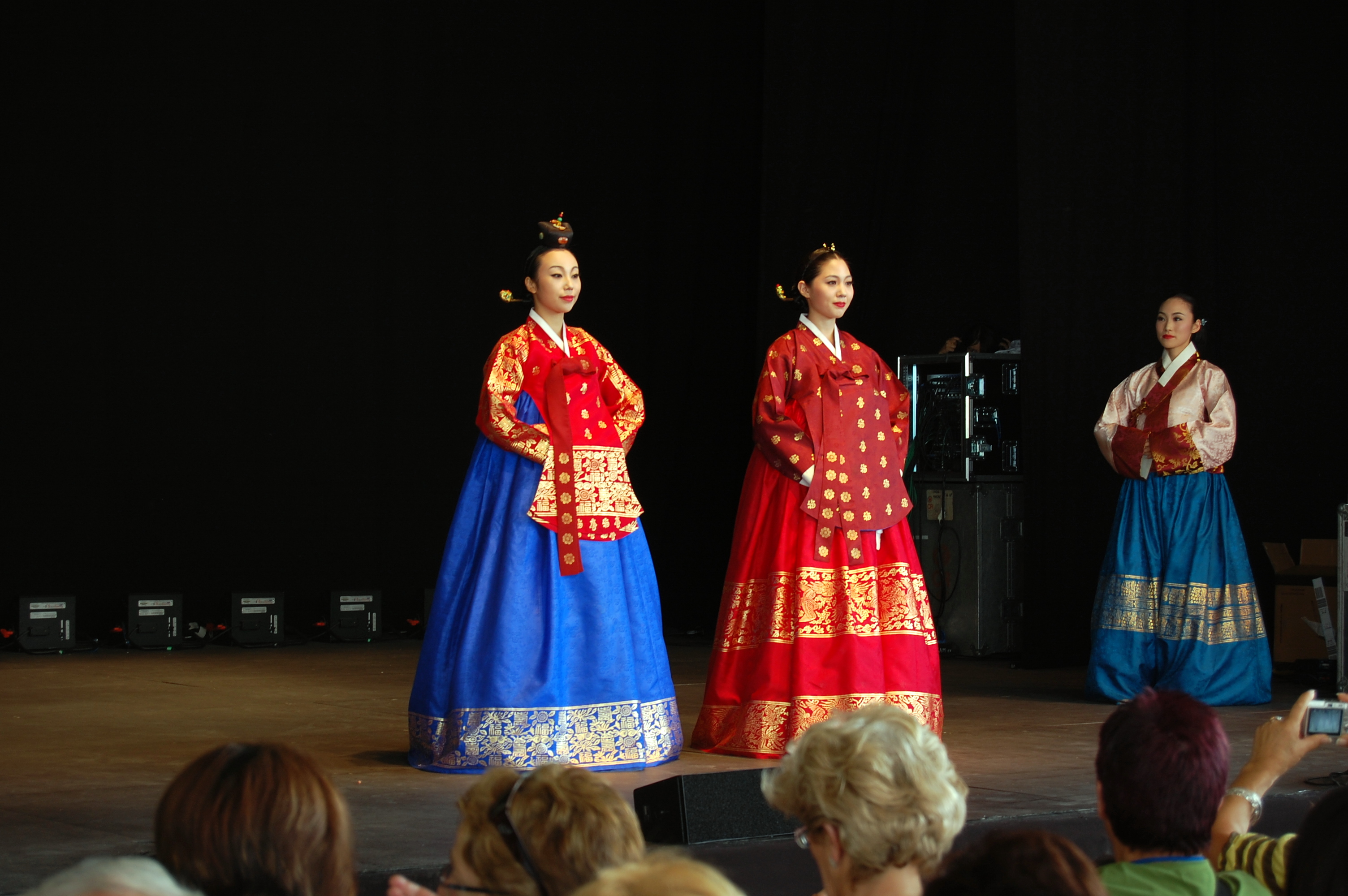 Korean royal costumes-01