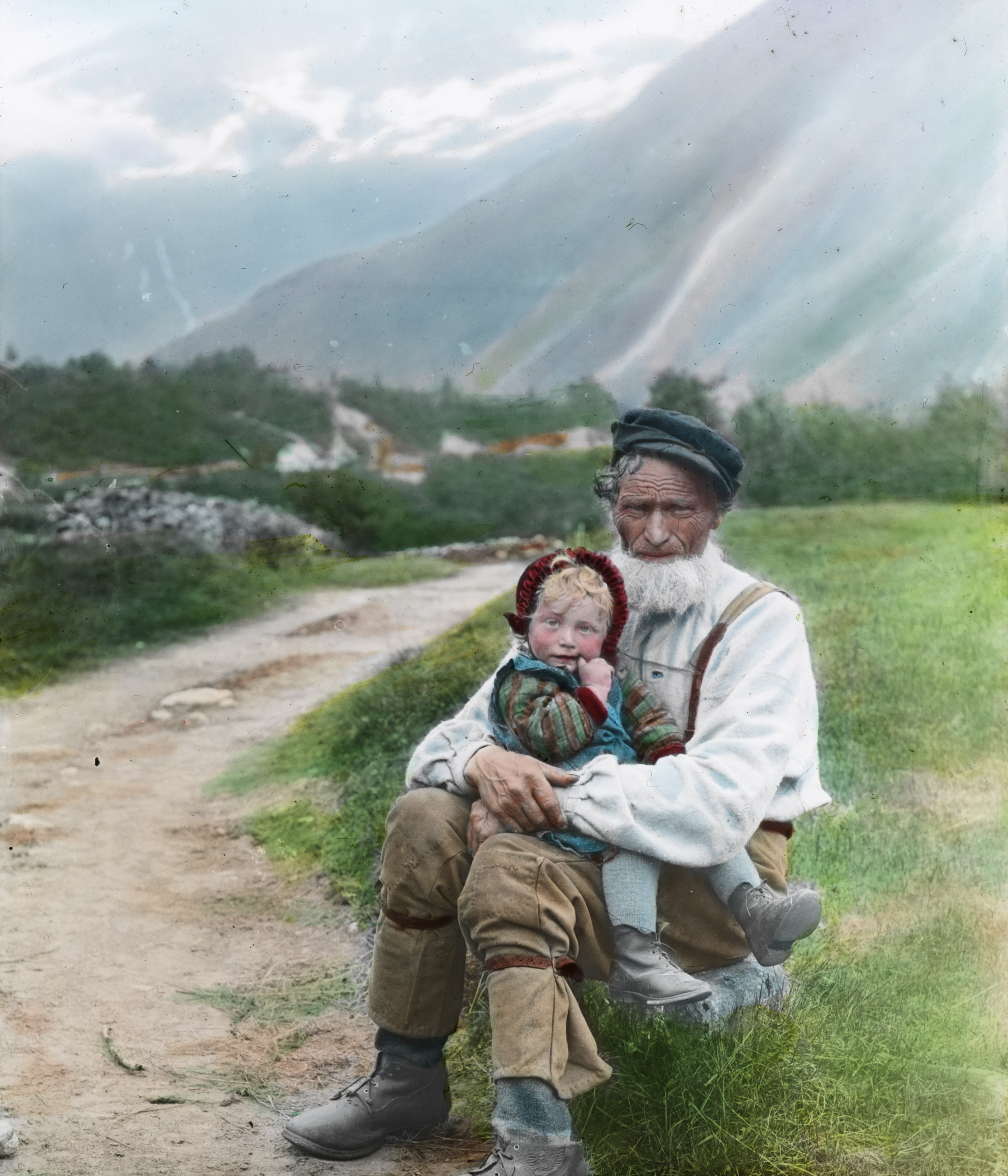 Man and child (Fylkesarkivet i Sogn og Fjordane)