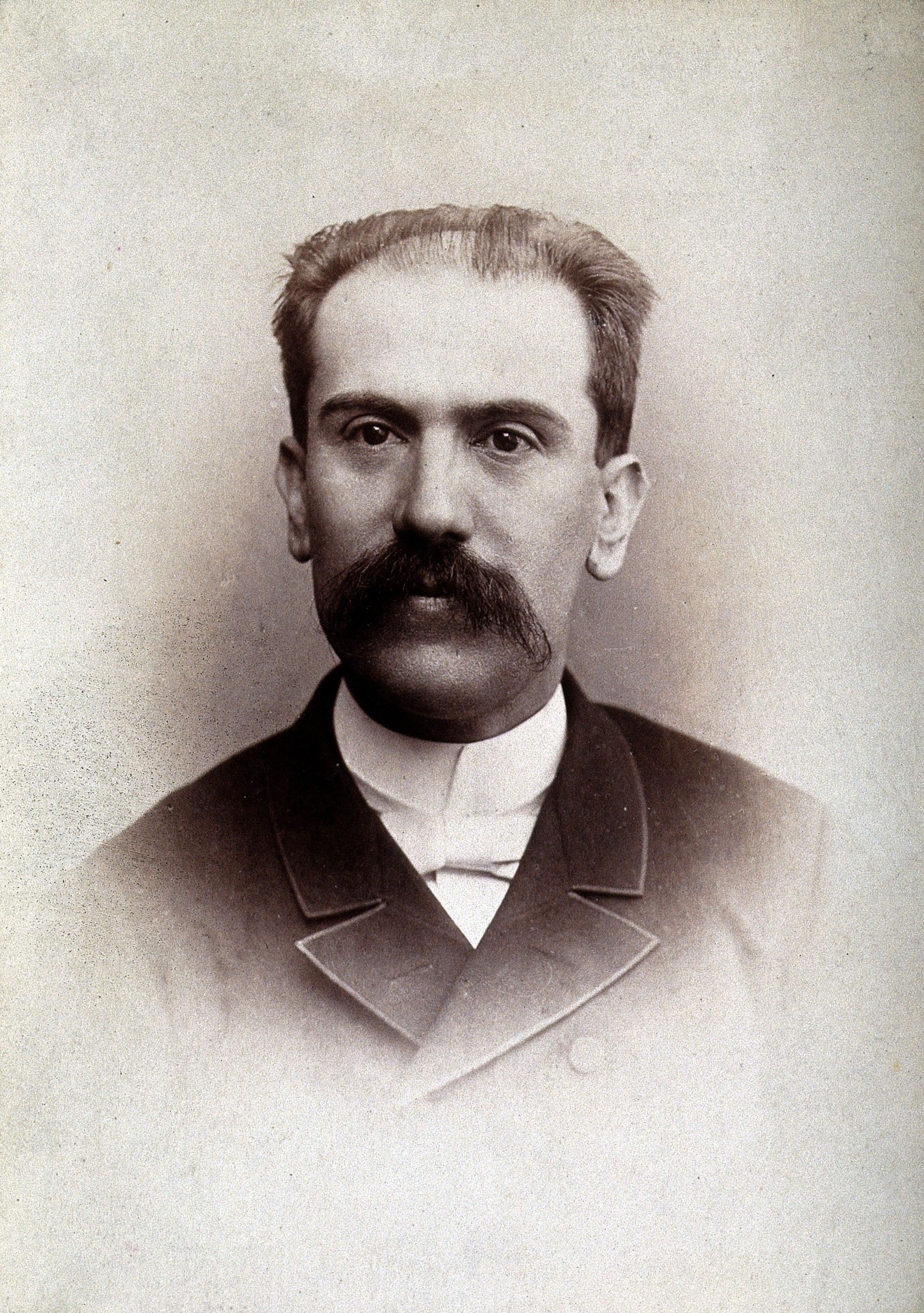 Manuel Gutierrez. Photograph by Cruces y Cia. Wellcome V0028251