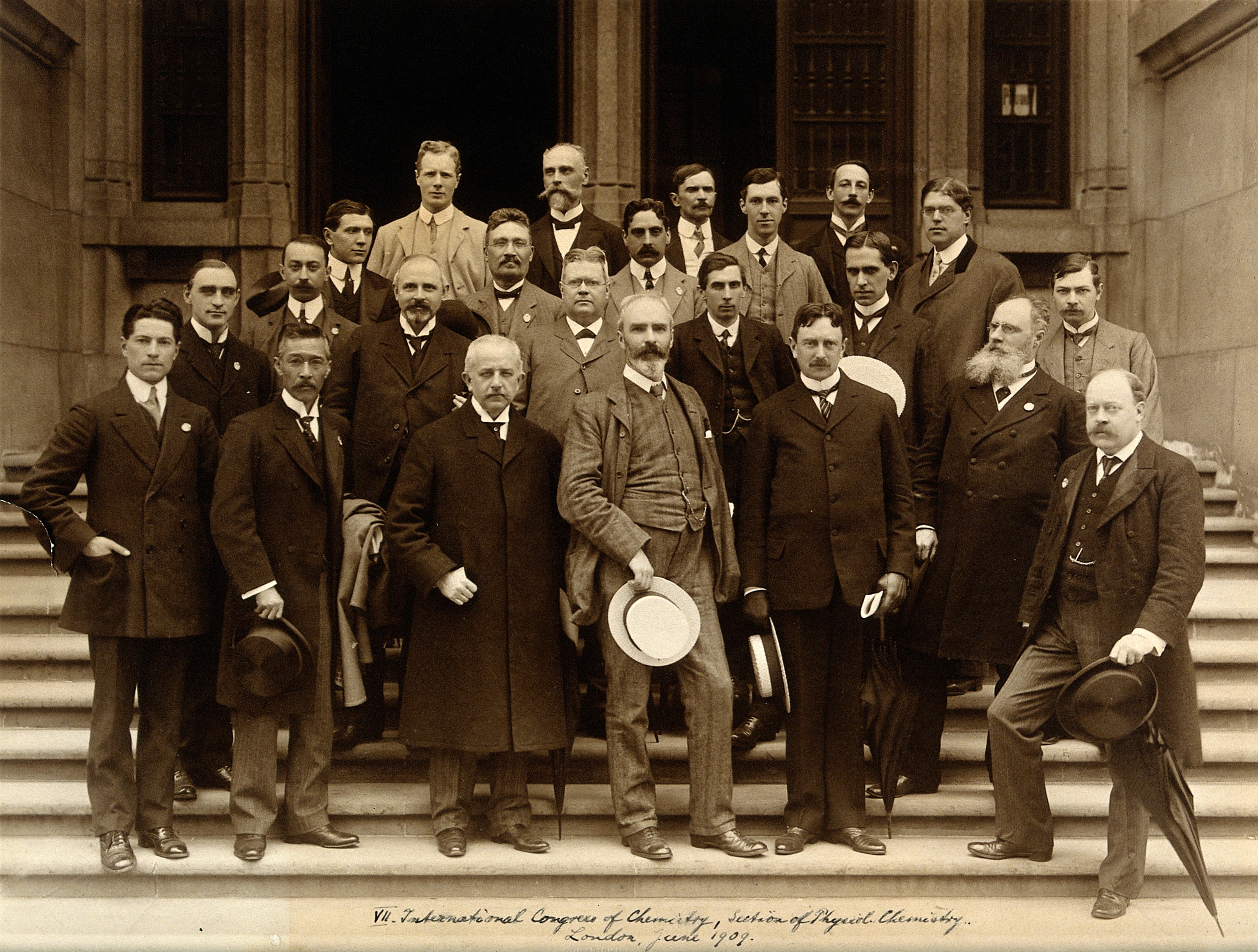 Members of the VII. International Congress of Chemistry, Sec Wellcome V0026251