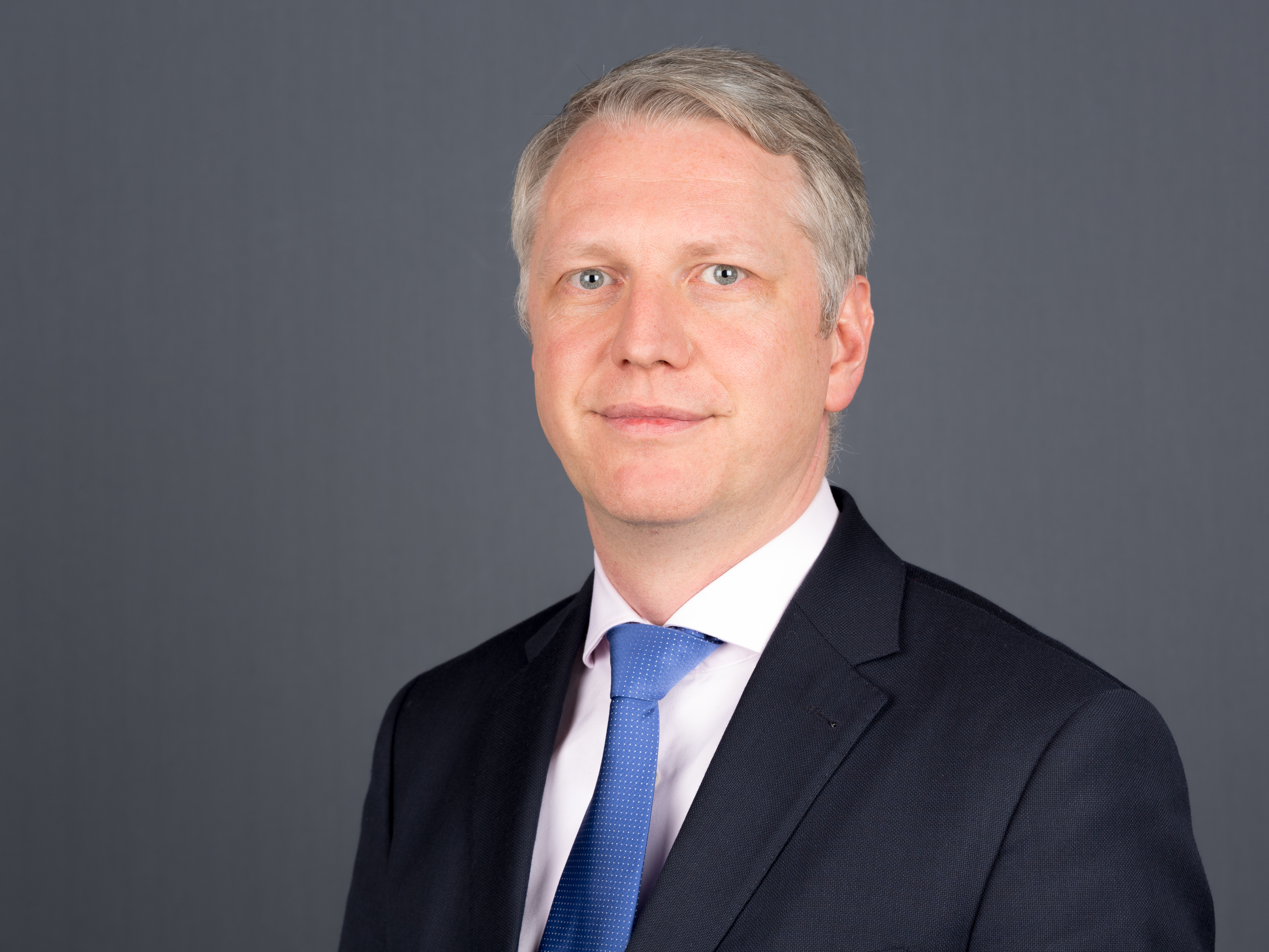 MJK20758 Sebastian Scheel