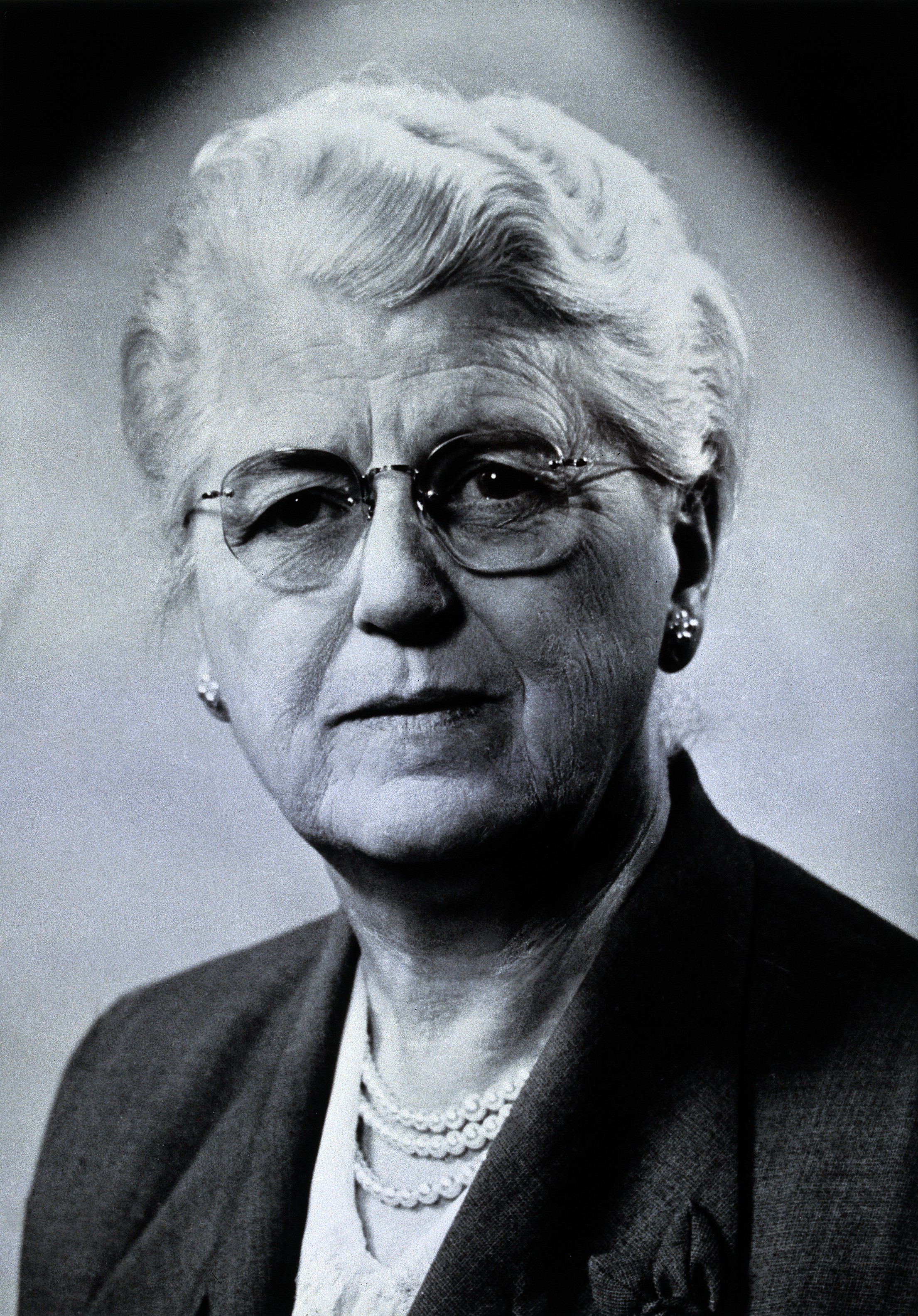 Pearl Kendrick. Photograph. Wellcome V0027621