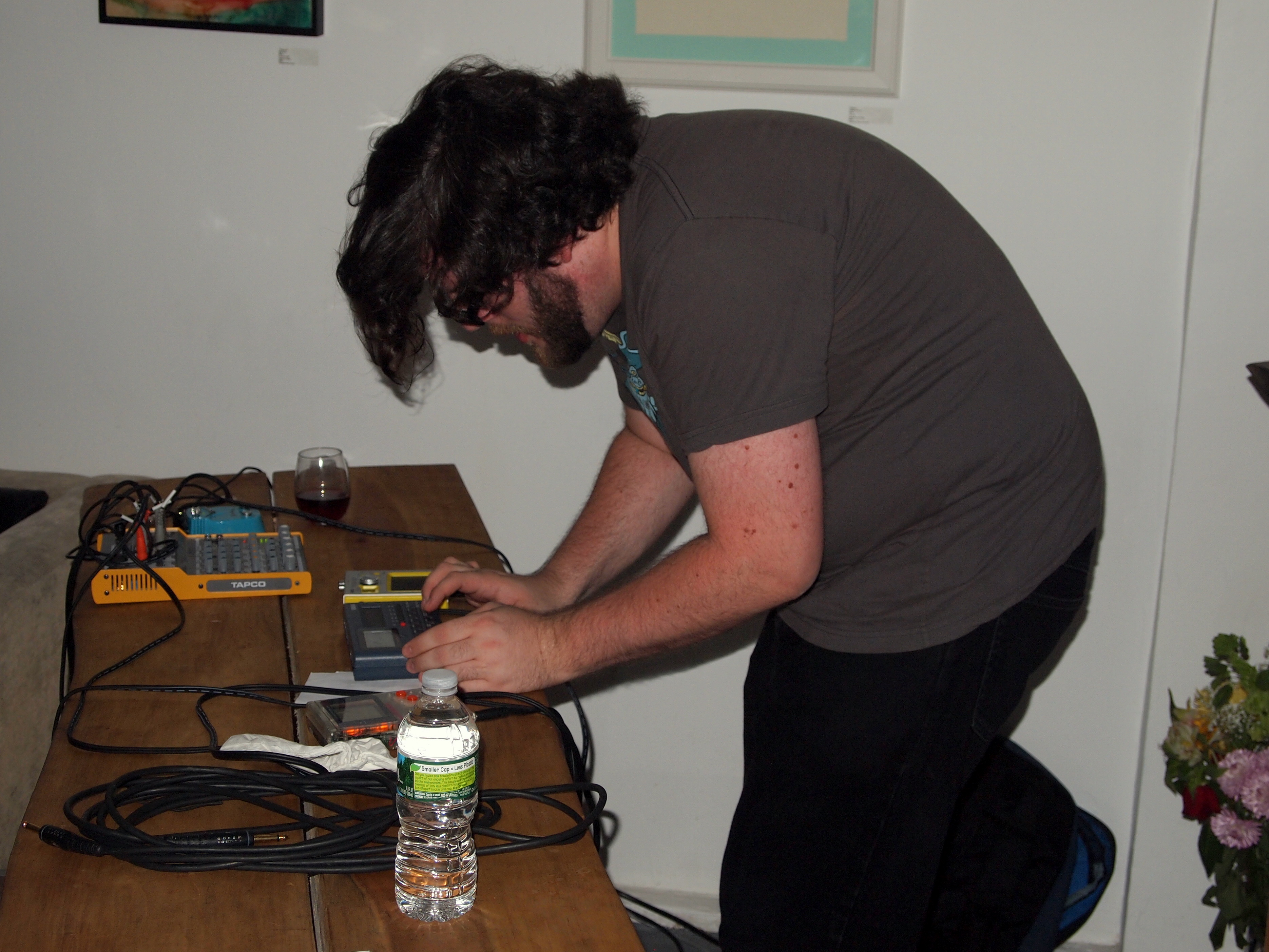 Peter Swimm - Handmade Music @ Culturefix, 2010-10-10 21.27.50