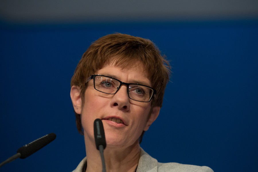 2016-12-06 Annegret Kramp-Karrenbauer CDU Parteitag by Olaf Kosinsky-2
