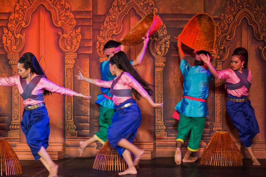 2016 Phnom Penh, Tradycyjny Kambodżański Pokaz Tańca (070)