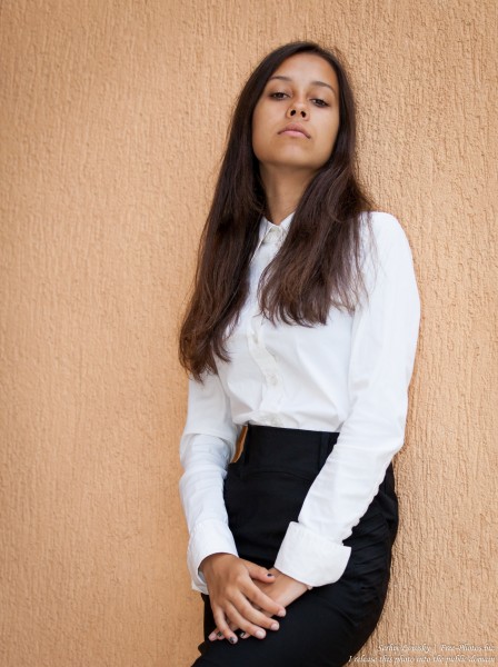 a 15-year-old brunette girl photographed in July 2015 by Serhiy Lvivsky, picture 2