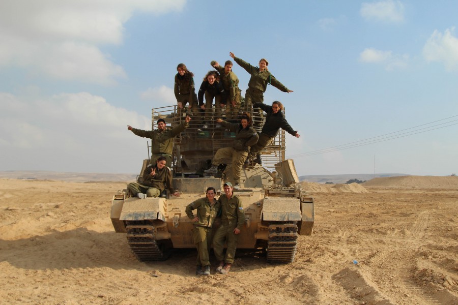 Flickr - Israel Defense Forces - Female Tank Instructors Conduct Drill (2)