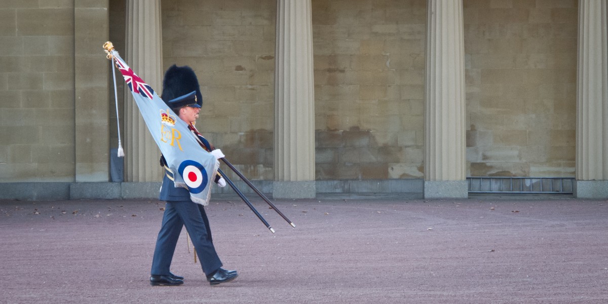 Guard of Buckingham Palace - 02
