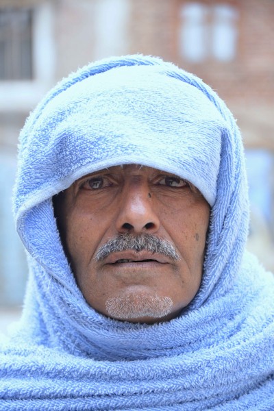 Helpfull Man, Sanaa, Yemen (10225387944)