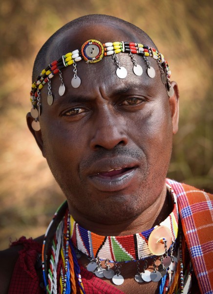 Maasai Man, Kenya (23661389564)